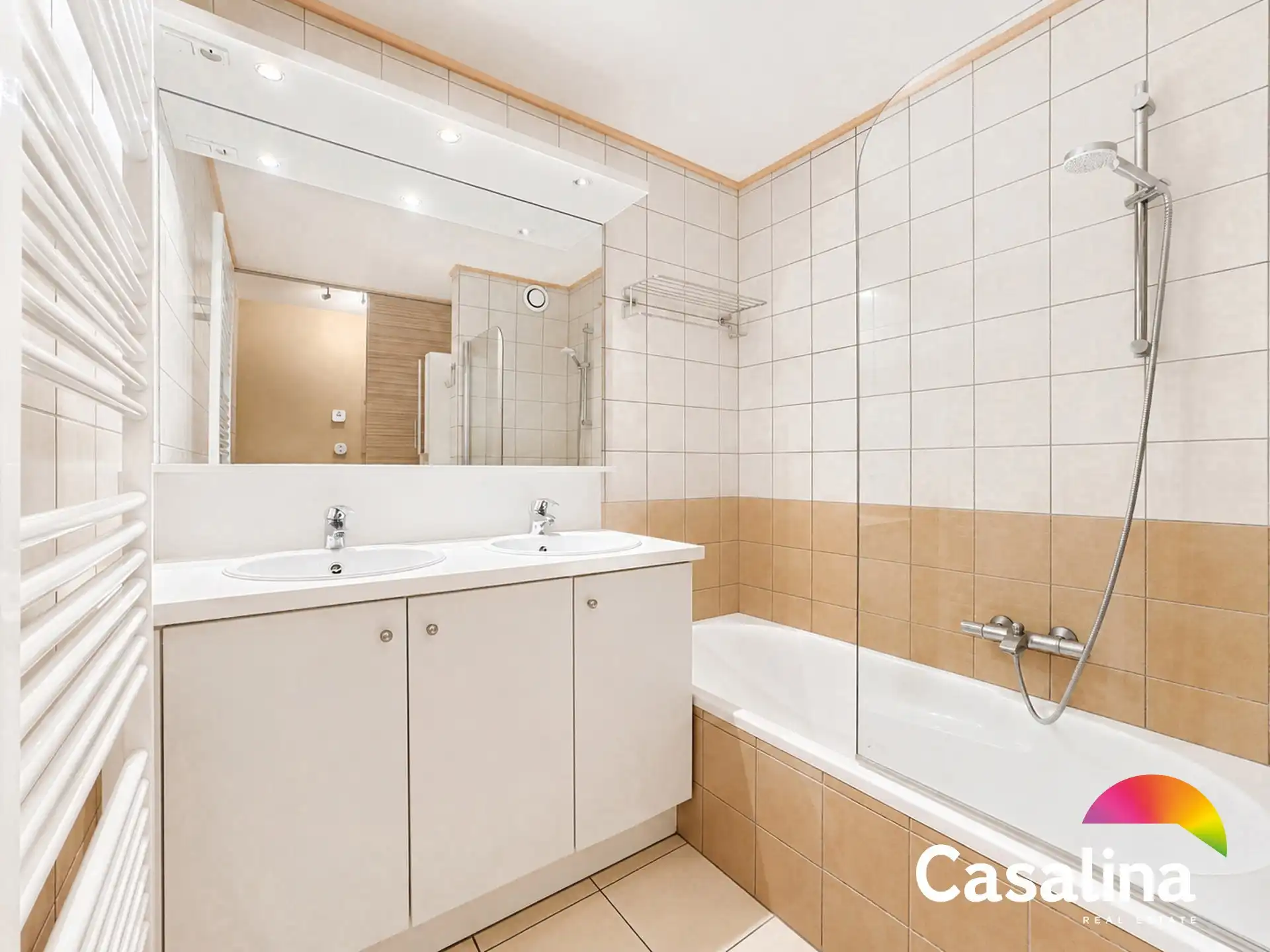 Zuidgericht appartement met 2 slaapkamers, terras en 2 Park. foto 15