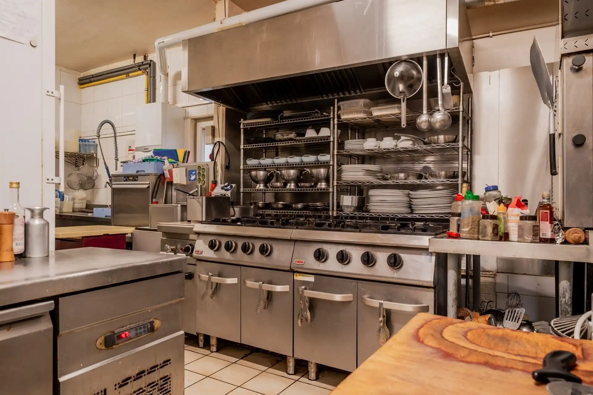 Handel 98 m2 en 62 m2 op 1e verd + duplex appartement op 2e & 3e  foto 12