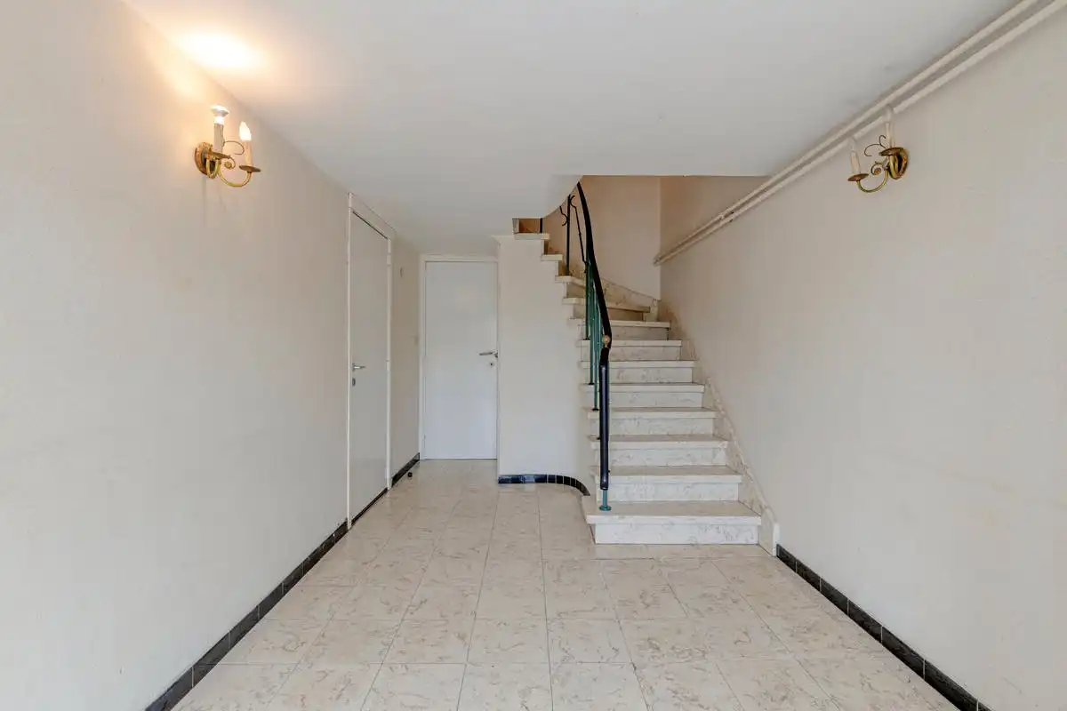 Op te frissen opbrengsteigendom te koop in Blankenberge foto 3