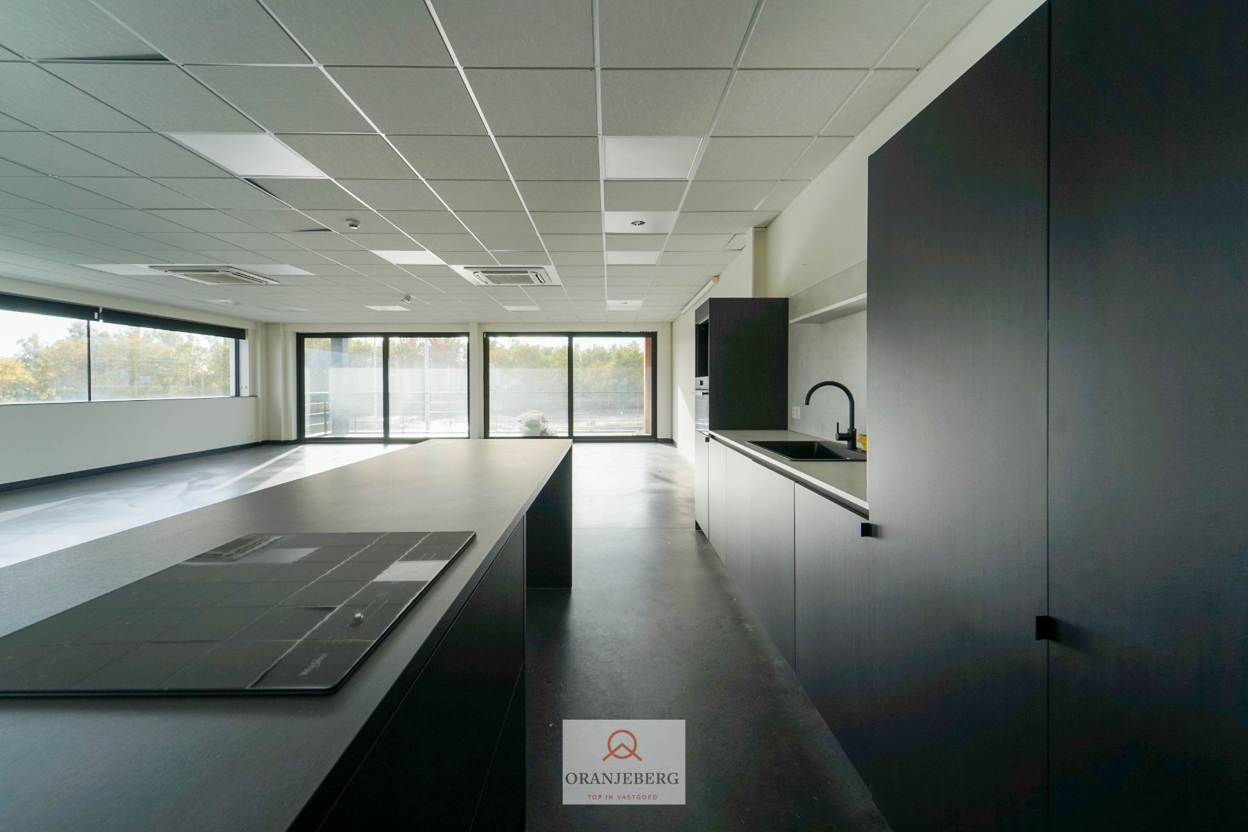 4 ruime en moderne kantoorruimtes te HUUR in EVERGEM foto 15