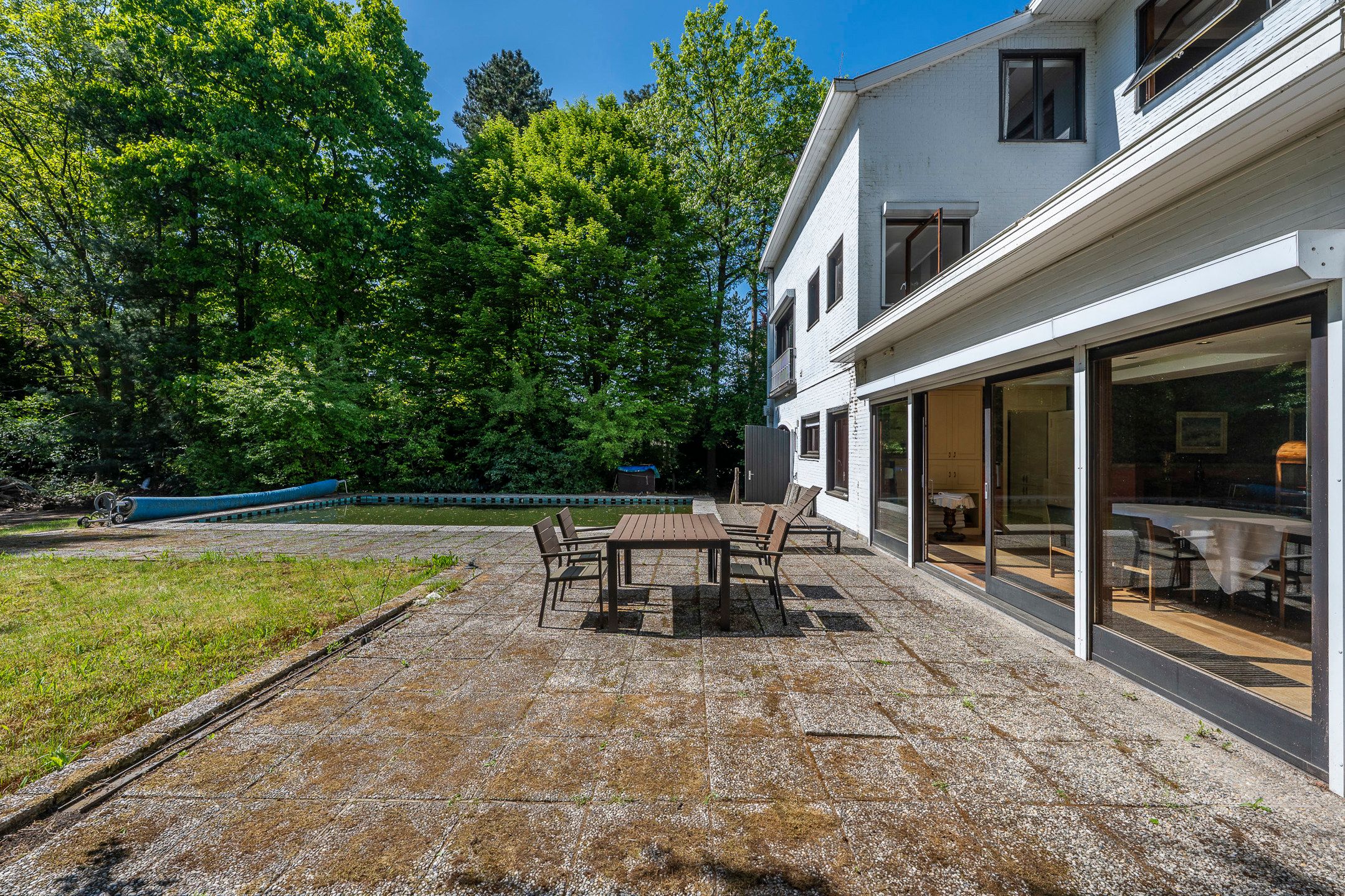Unieke te renoveren villa op riant perceel foto 24