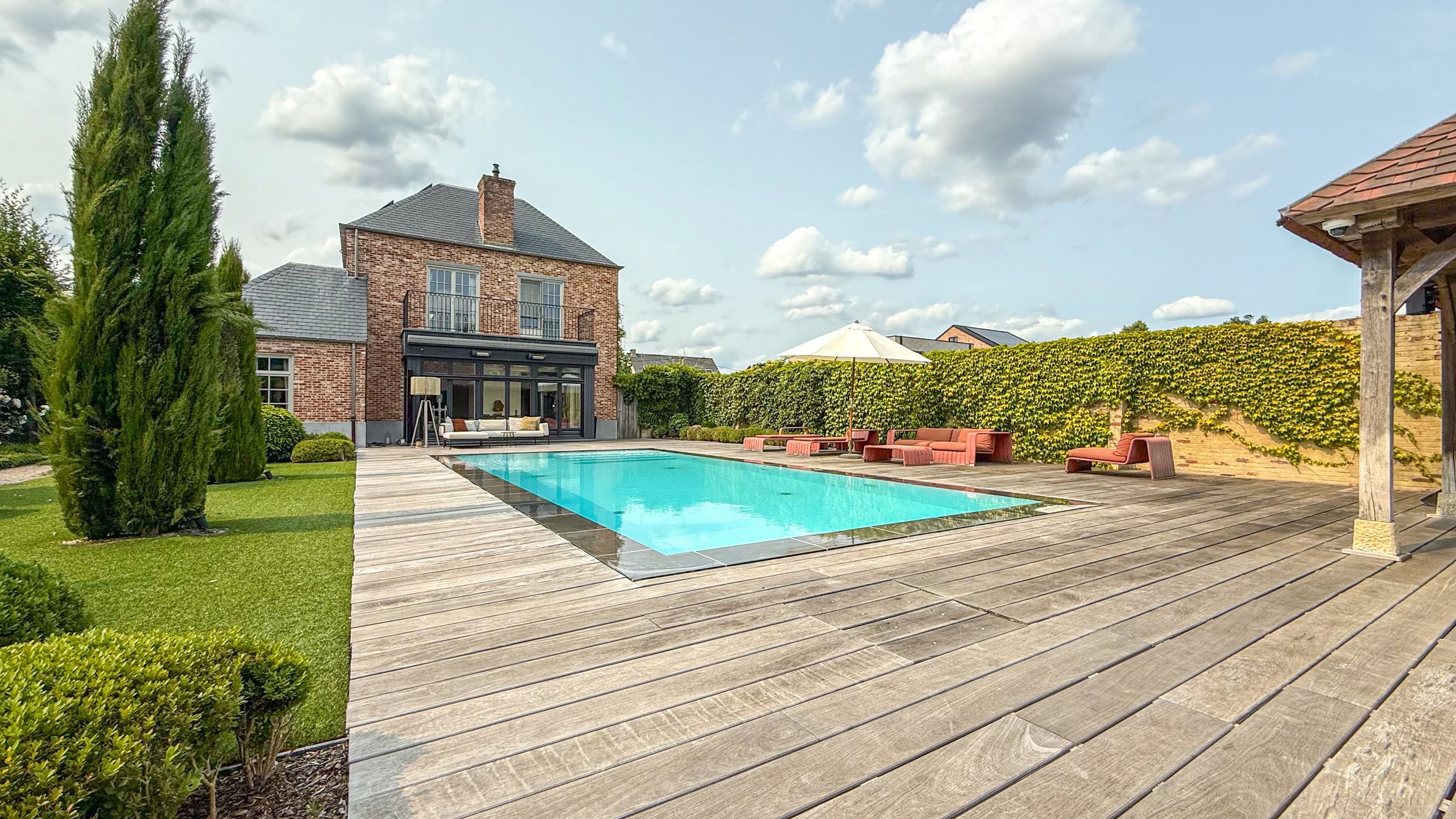 Exclusieve villa met zwembad op riant perceel in Koersel! foto 69