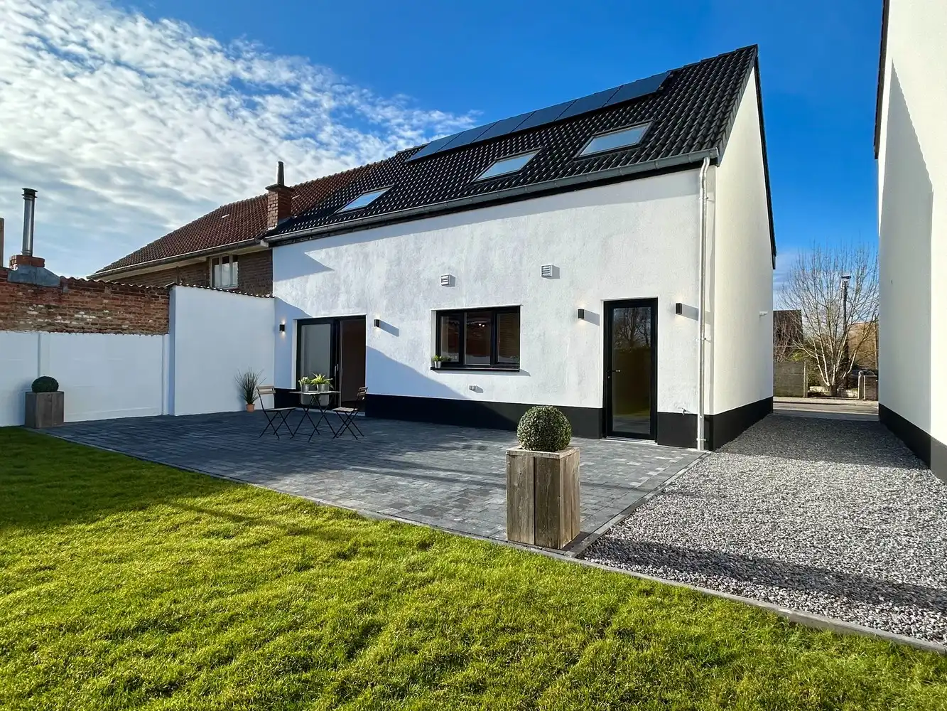 Volledig gerenoveerde woning met EPC-label A in het centrum van Bertem foto {{pictureIndex}}