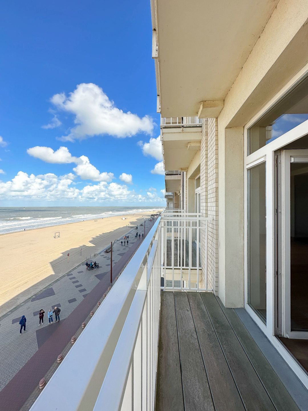 Appartement op ZEEDIJK Albertstrand, aan het Rubensplein... foto 7