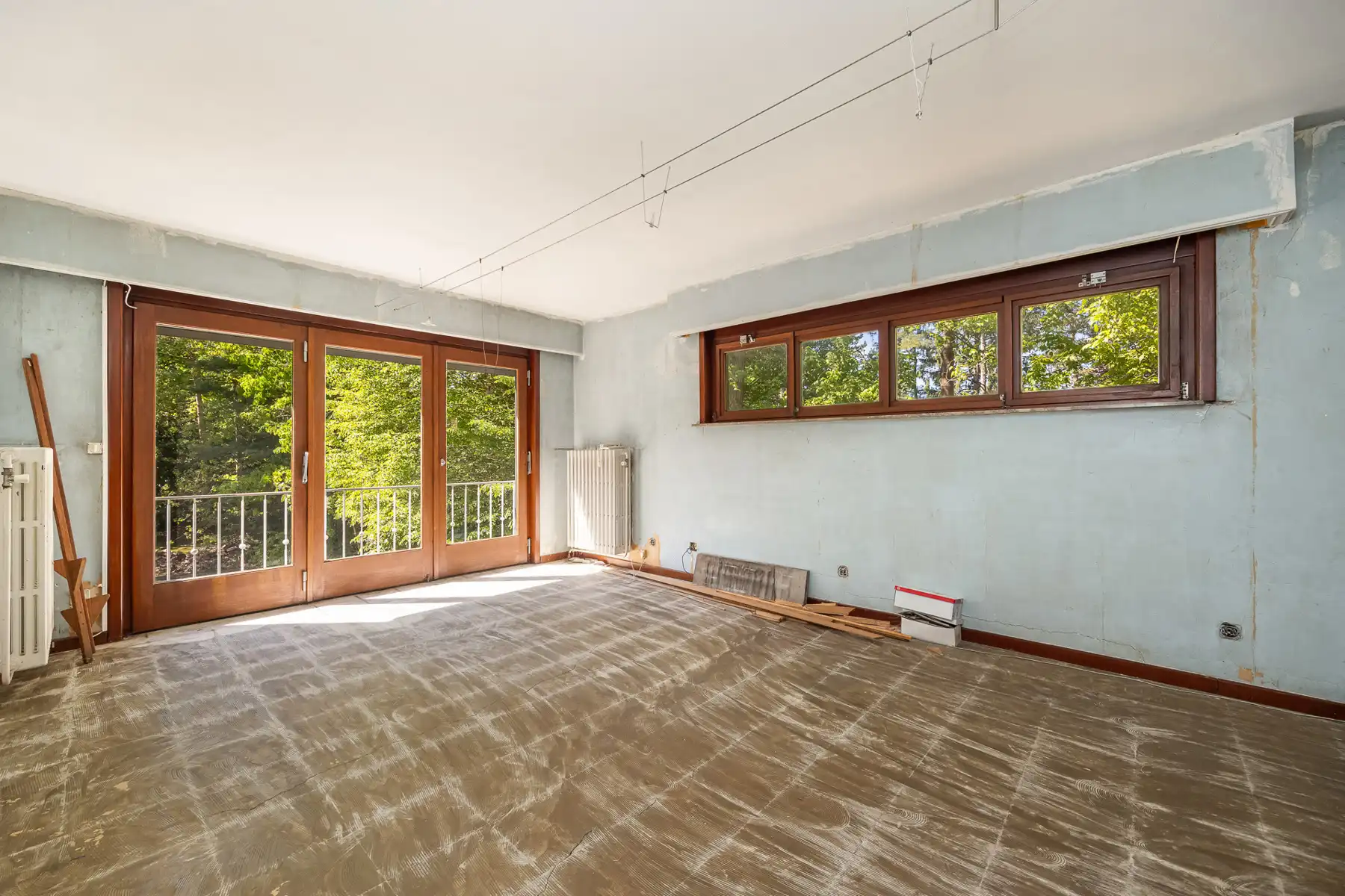 Unieke te renoveren villa op prachtig perceel foto 12