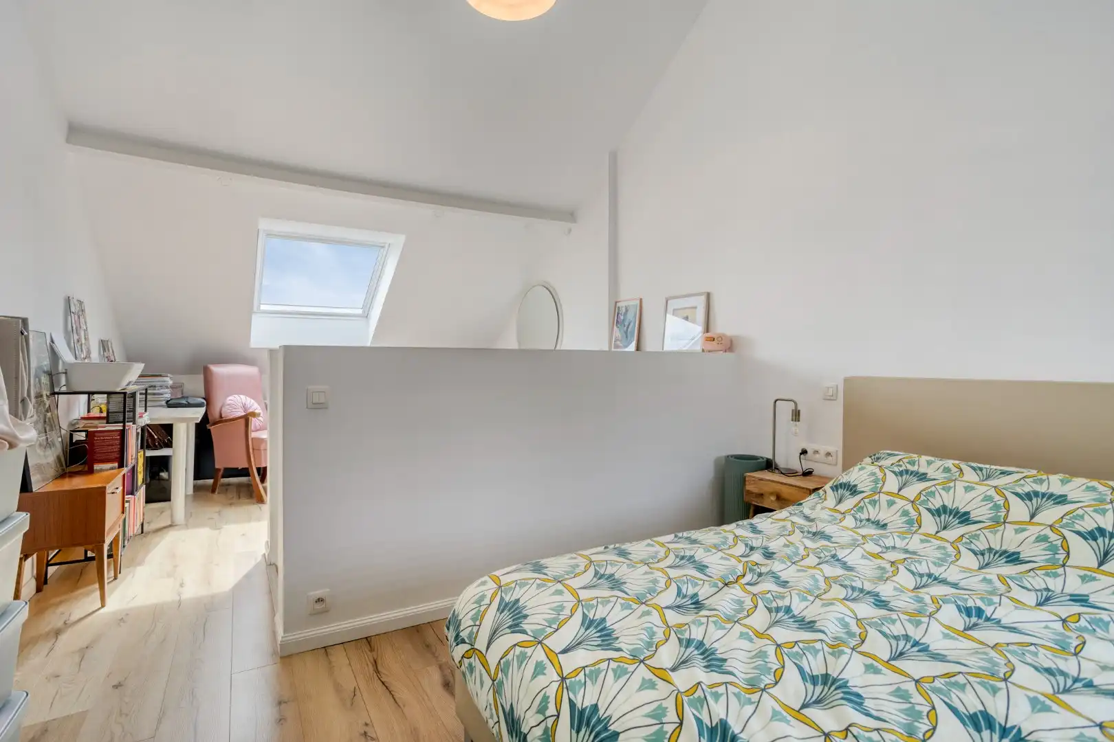 Instapklare starterswoning met 3 slaapkamers en tuin! foto 11