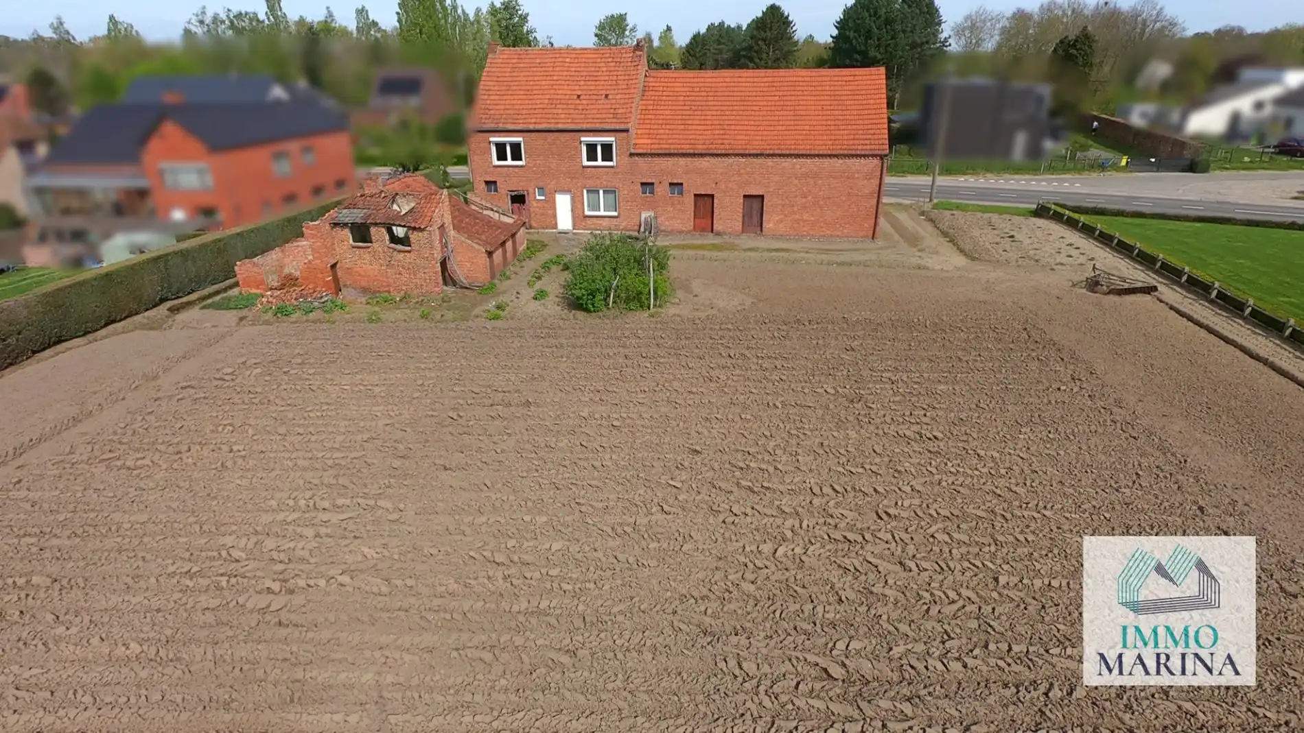 Renovatie of verkaveling: ruime langgevelhoeve op 18a te Betekom  foto 2