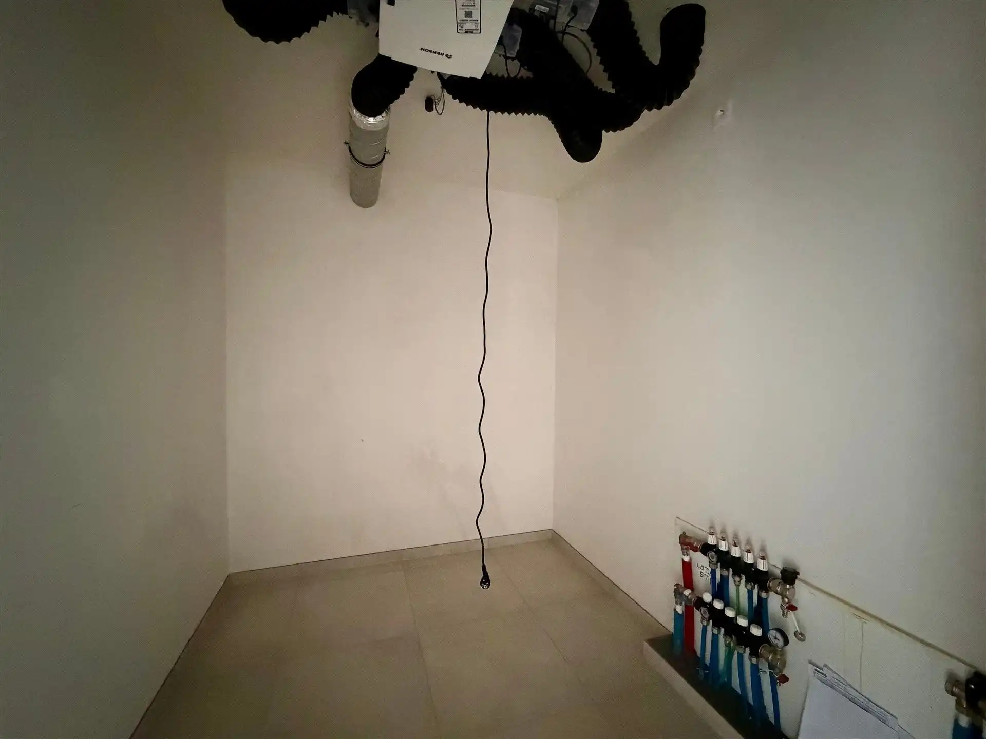 Nieuwbouwwoning - instapklaar, energiezuinig, prachtige ligging en 3 slaapkamers foto 17