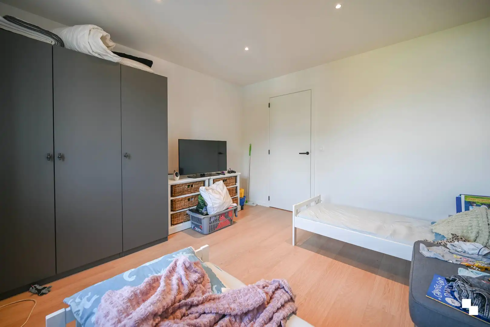 Prachtige nieuwbouwwoning op rustige locatie foto 8