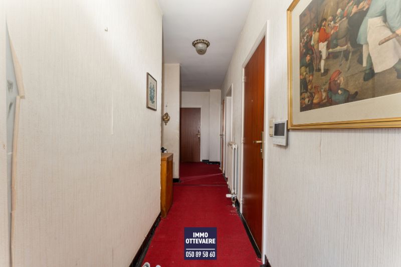 Te renoveren appartement in centrum Harelbeke met woonoppervlak van 134 m2 foto 3
