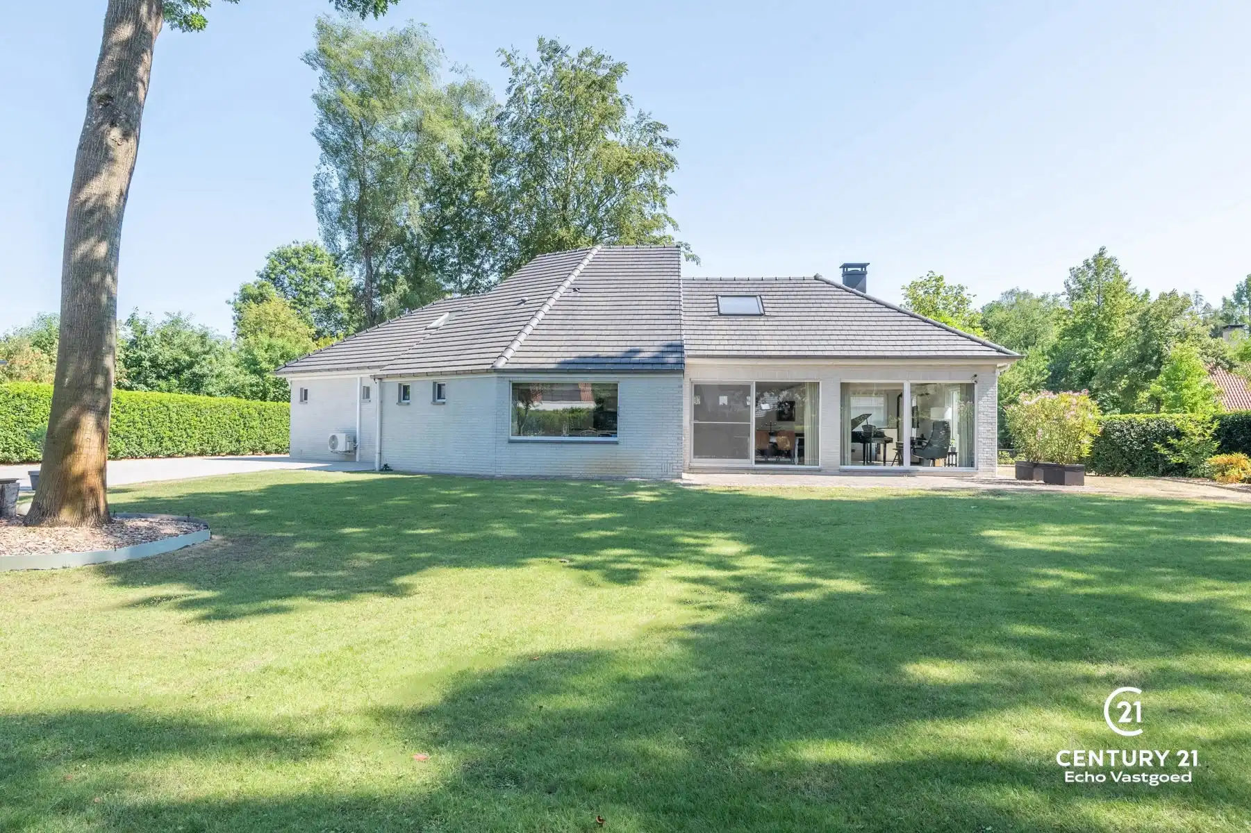 Onderhouden, energiezuinige gelijkvl. villa met mooie tuin foto 29