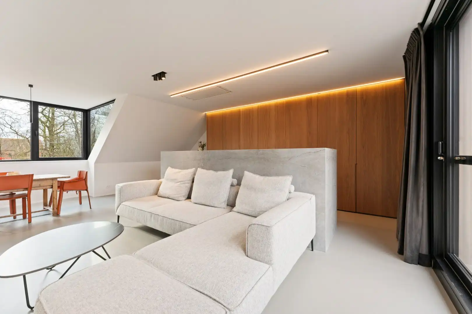 Luxueus afgewerkte penthouse te huur in het hart van Brugge! foto 15