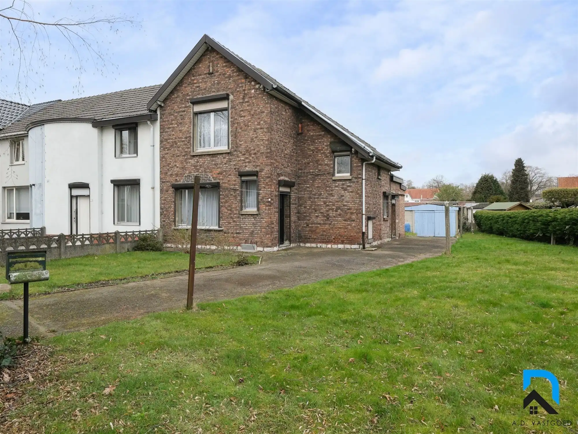 Te renoveren woning met grote tuin in Zwartberg foto 27