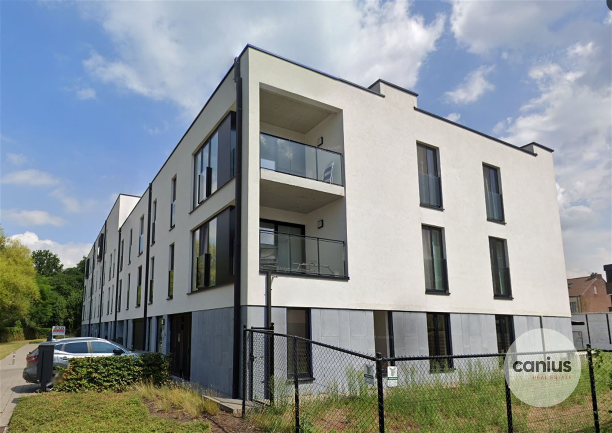 PERFECT ONDERHOUDEN APP MET TERRAS + PARKING  foto {{pictureIndex}}