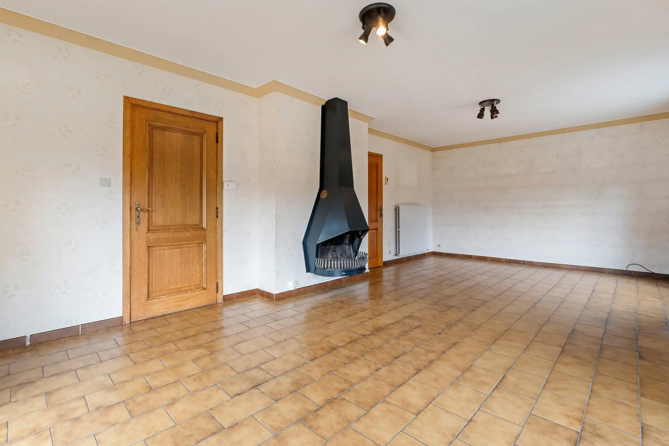Charmante woning met inpandige garage te Millen foto 4