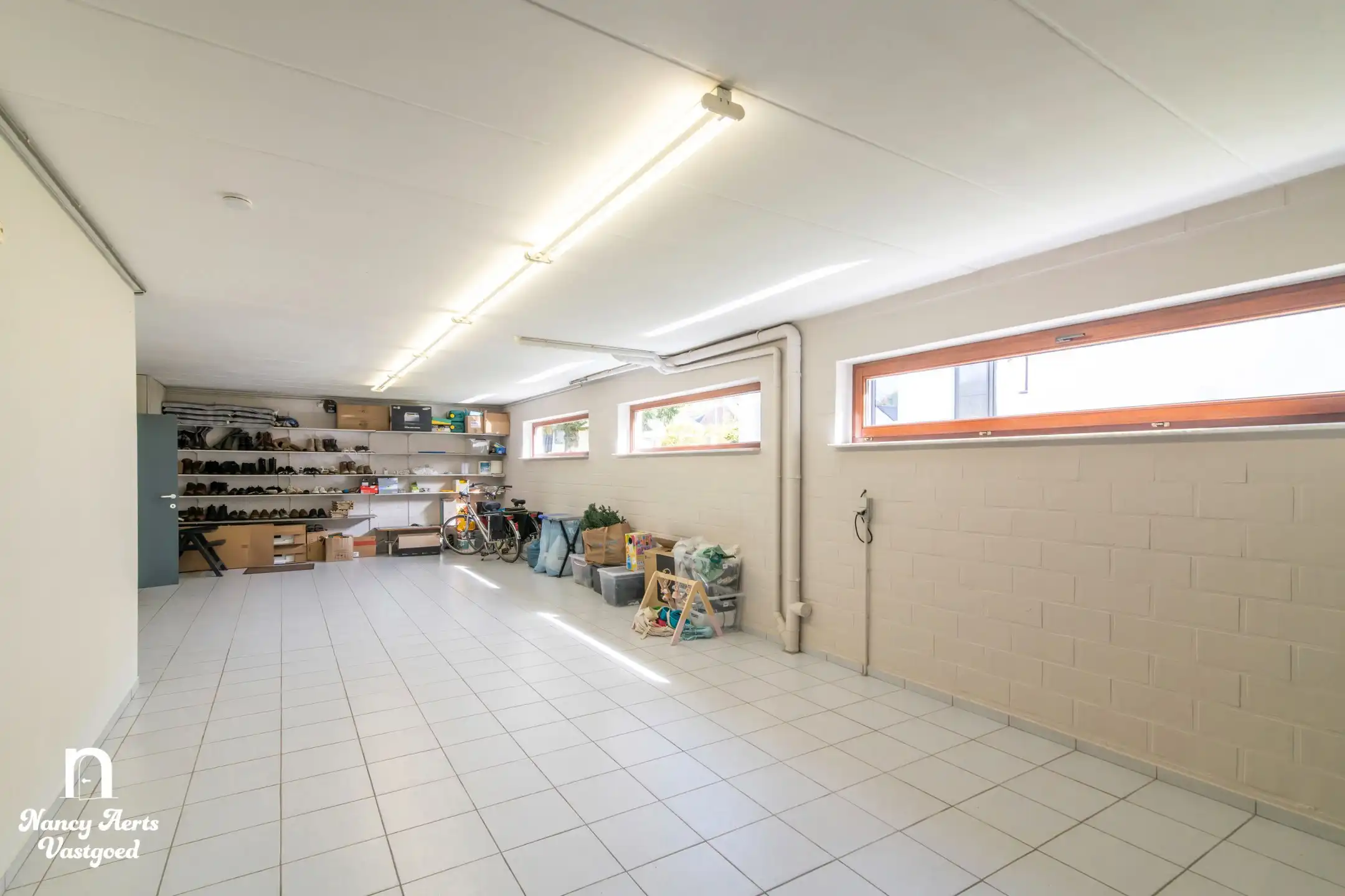 Ruime woning met multifunctionele kelder en prachtige tuin foto 20