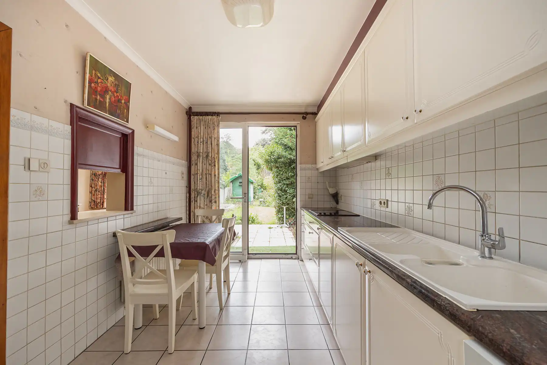 Riante, te renoveren woning op toplocatie  foto 5