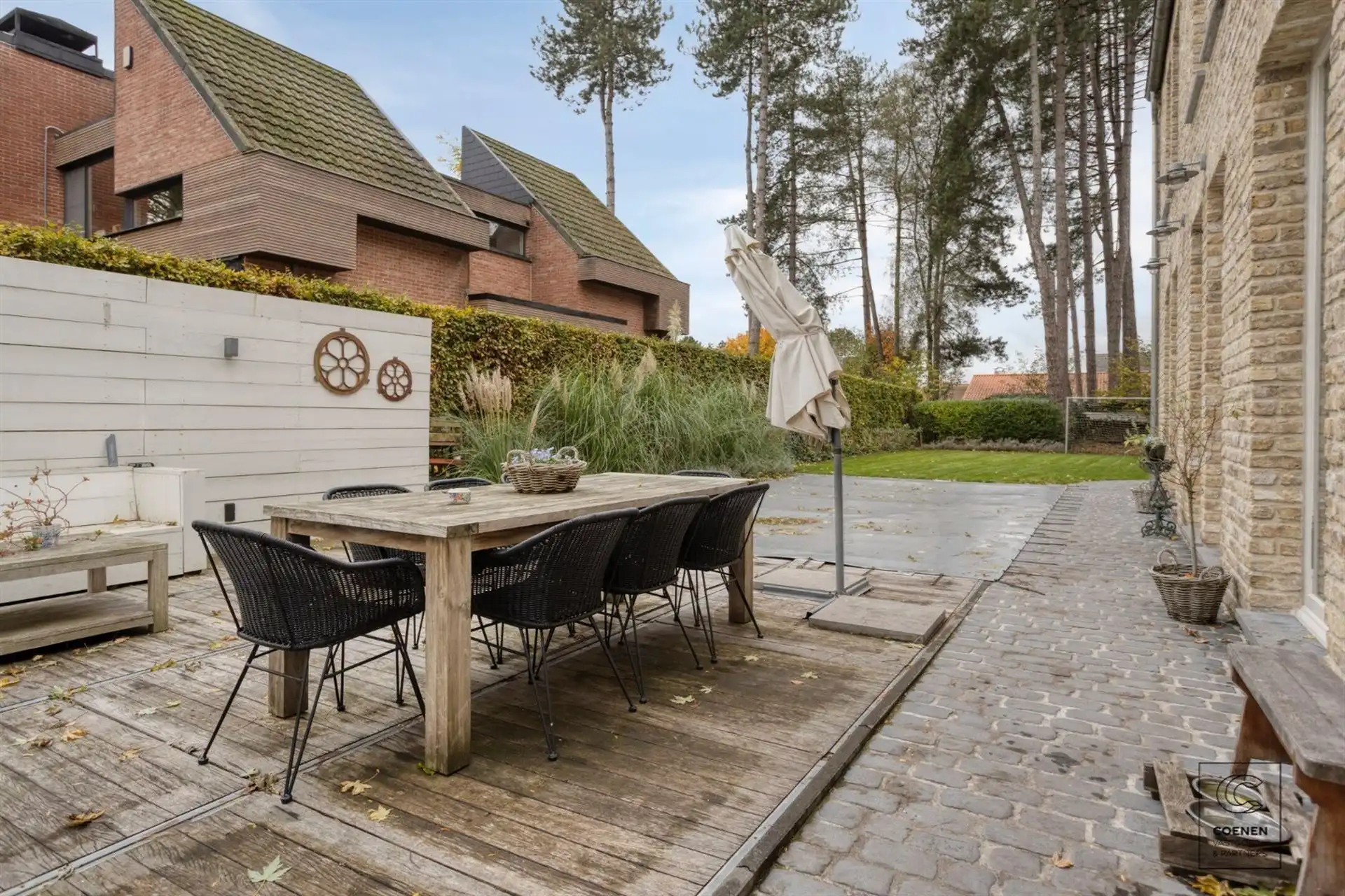 Prachtige woning met bew. opp. van 302 m² met tuin en zwembad  foto 25