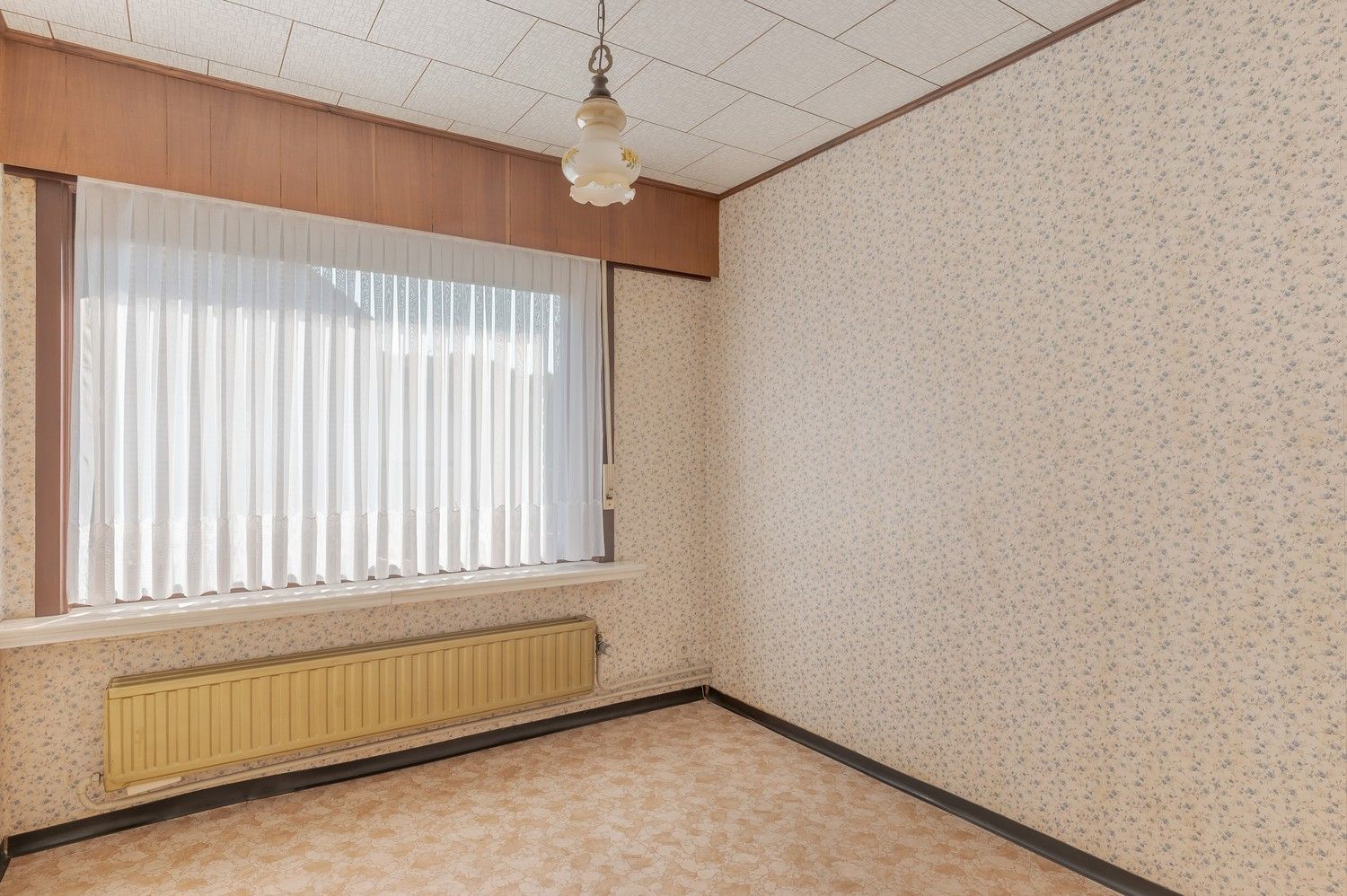 Te renoveren woning  – rust en groen uitzicht gegarandeerd foto 21