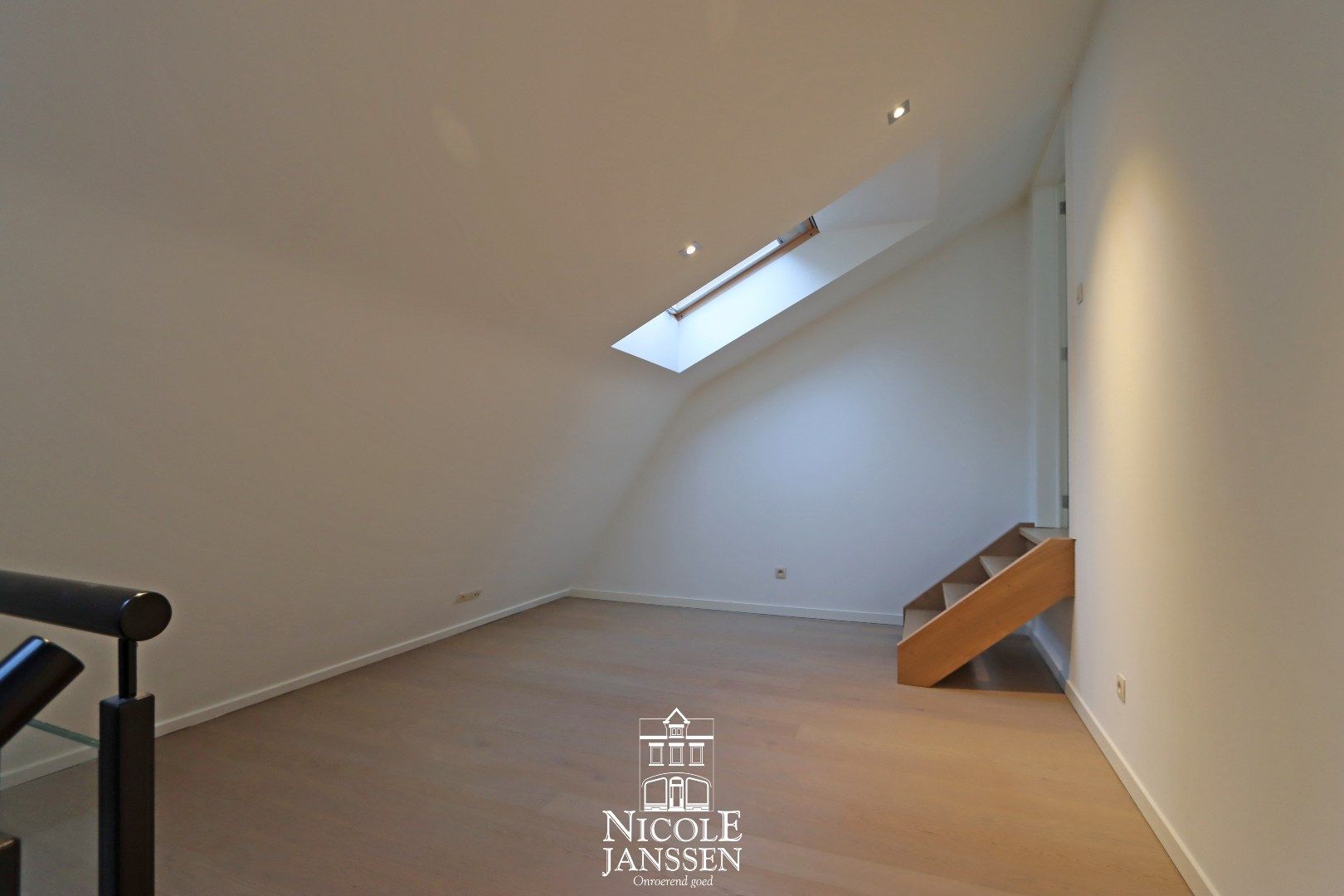 Nieuwbouwwoning met tuintje foto 11