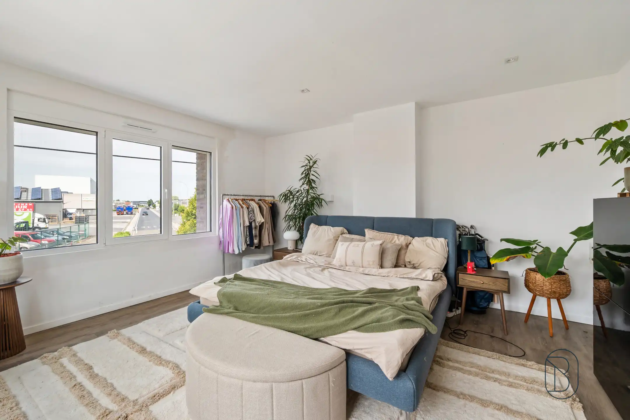  Knap gerenoveerde woning met 3 à 4 slk, en zwemvijver foto 17