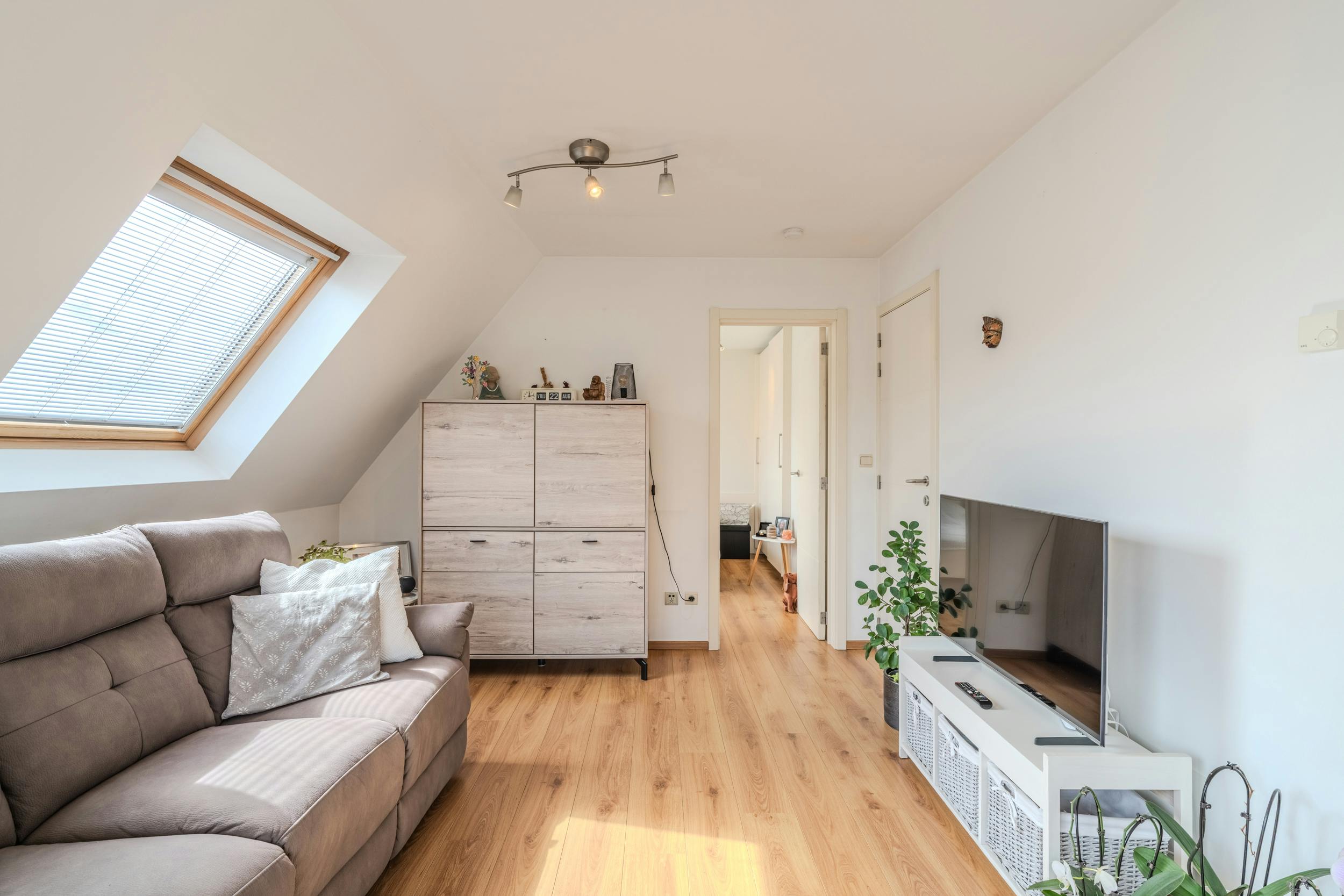 Instapklaar dakappartement met 1 slaapkamer te Oostende foto 15