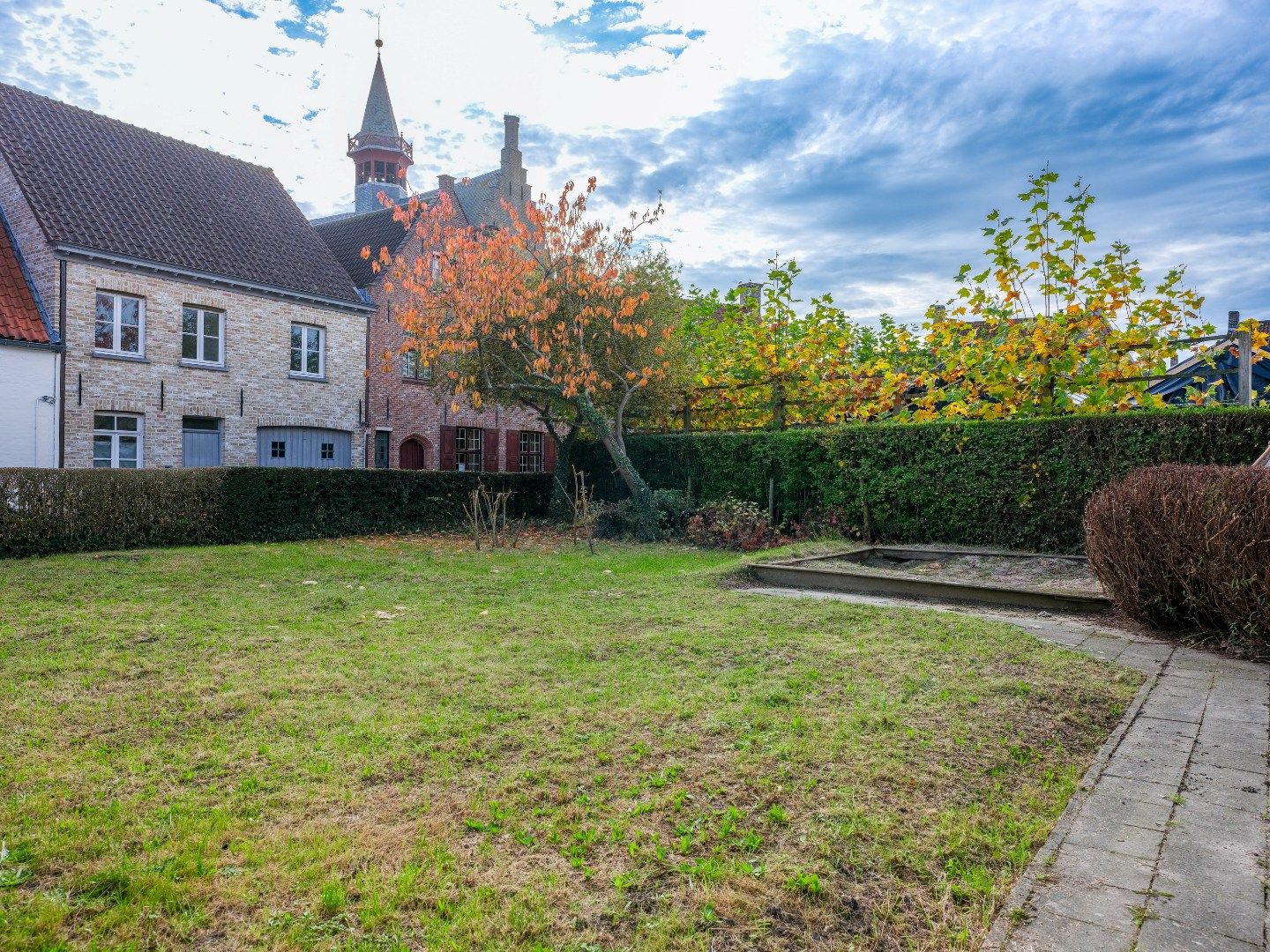 Bijzondere woning met potentieel in Damme centrum  foto 30