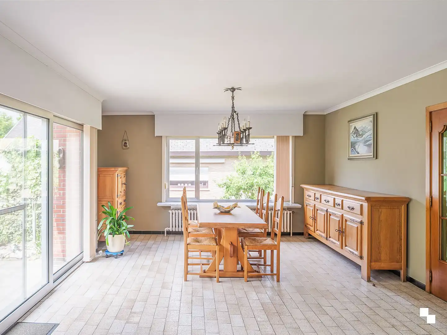 Op te frissen alleenstaande woning te koop in Merelbeke-Melle foto 5
