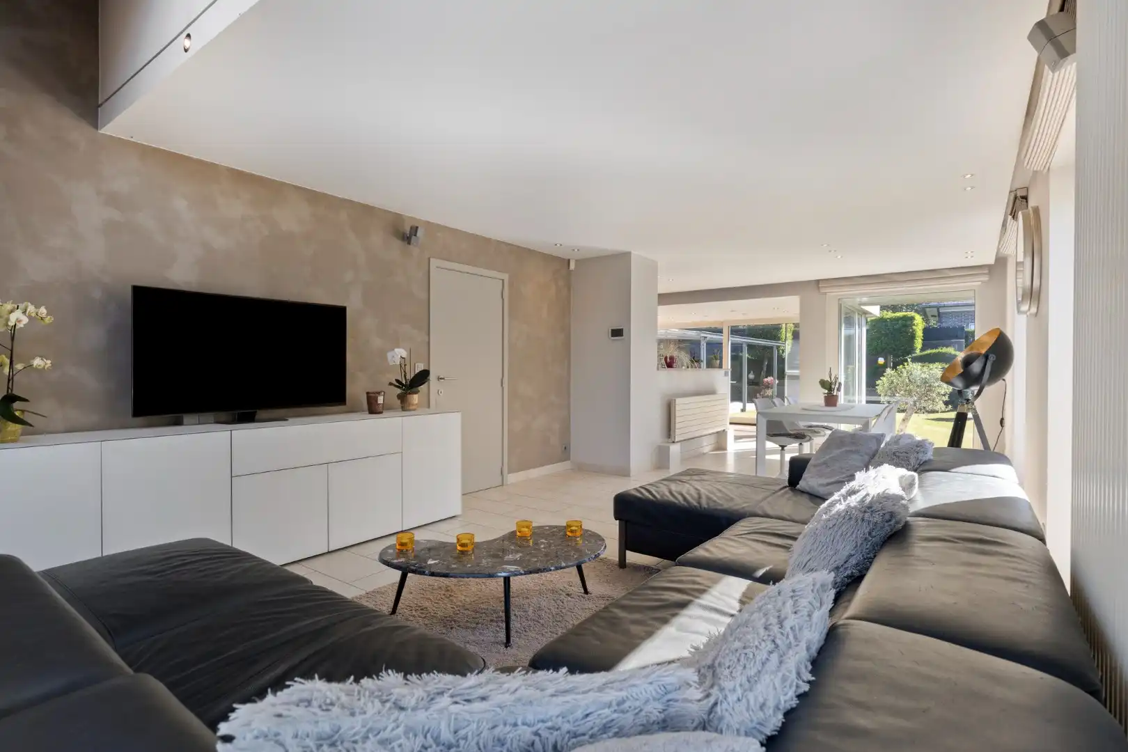 Ruime, goed onderhouden gezinswoning op 501 m²! foto 5