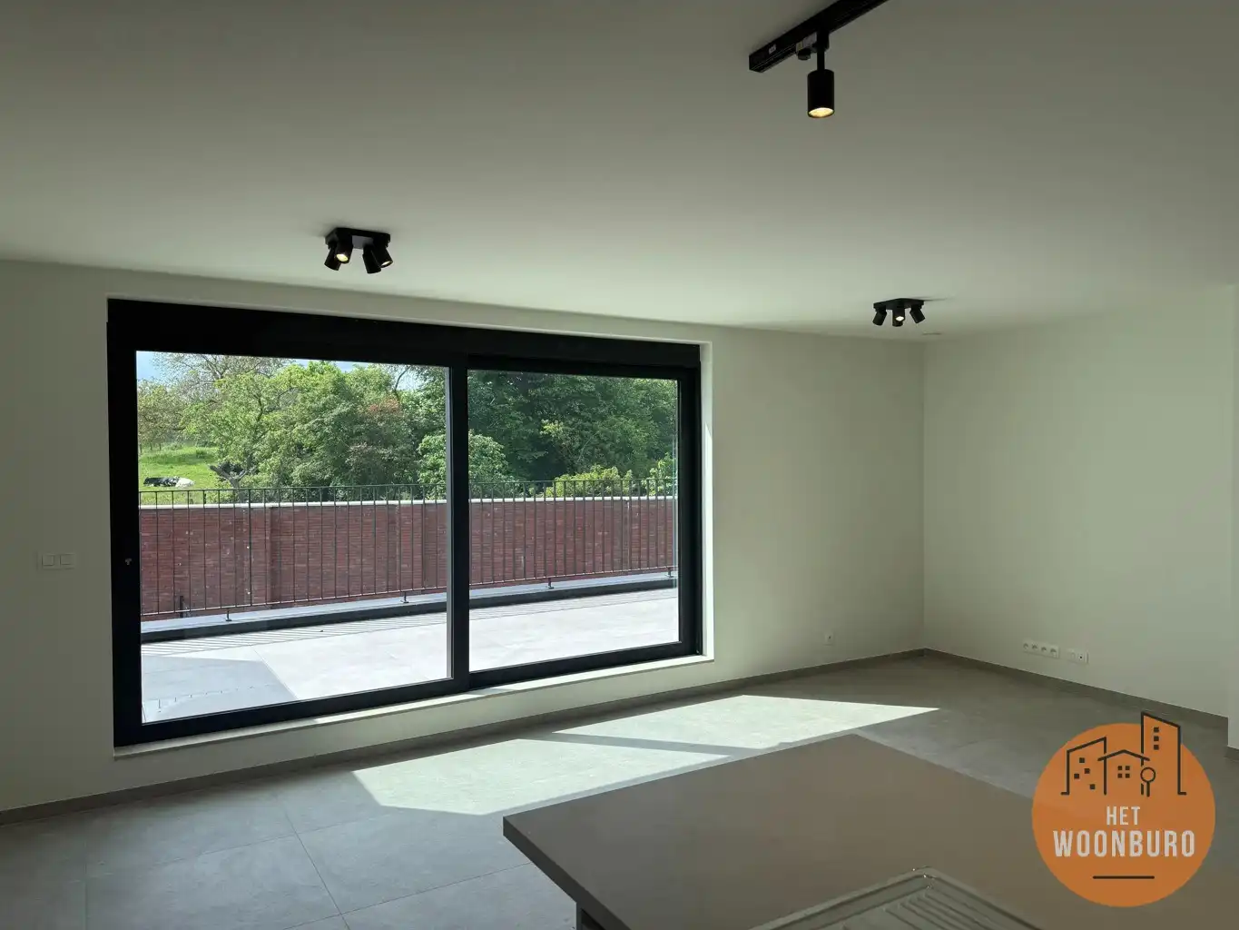 Nieuwbouw appartement met 1 slpk, terras en autostaanplaats foto 6