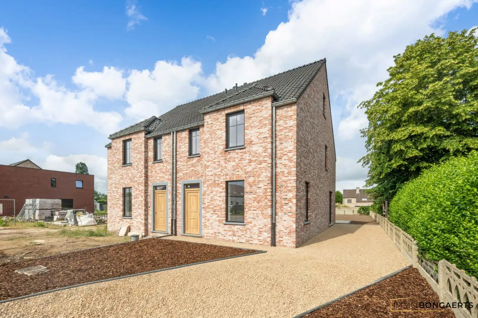 Nieuwbouwwoning met 4 slaapkamers foto 21
