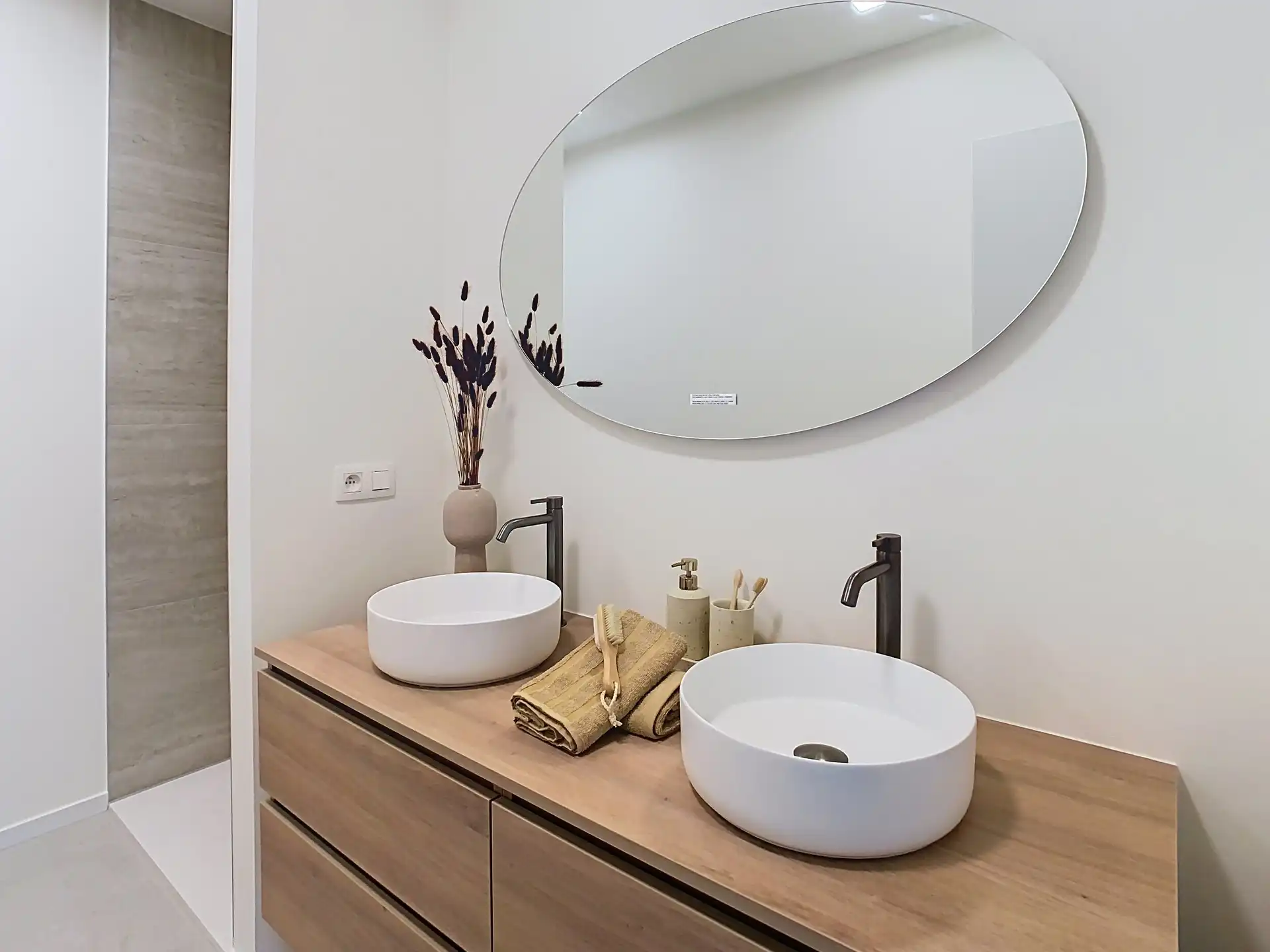 Een unieke penthouse-kans in het hart van Lummen: residentie Klaver foto 10