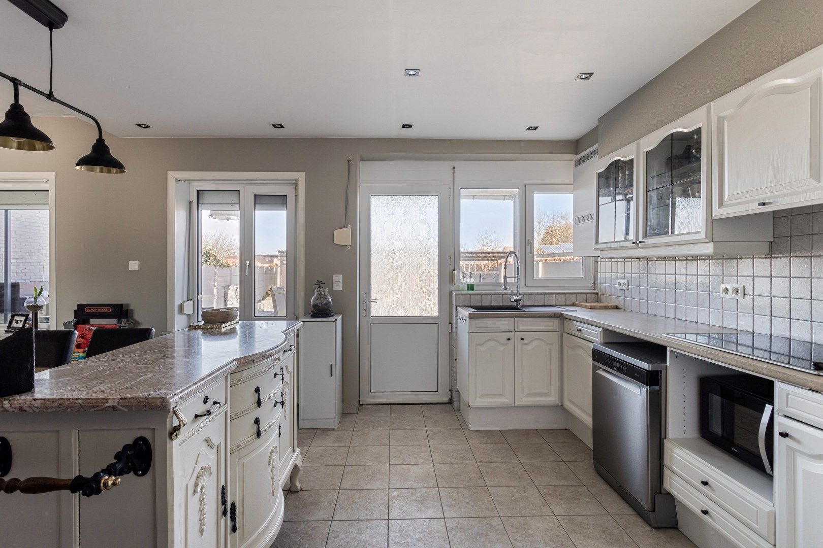 Charmante instapklare woning met 3 slpks, gelegen in Mol - Ezaart op een perceel van 794 m² !  foto 10