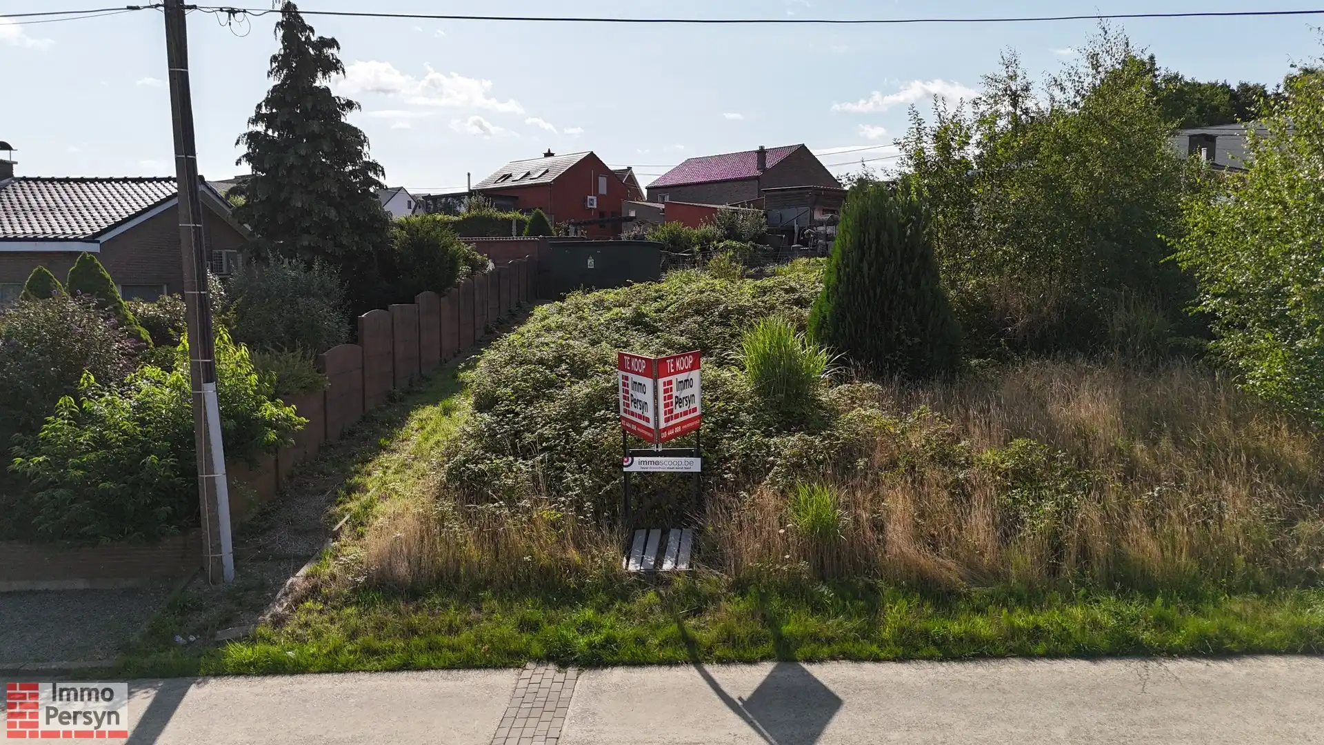 Gunstig gelegen bouwgrond voor open bebouwing met een oppervlakte van 5a 50ca foto 3