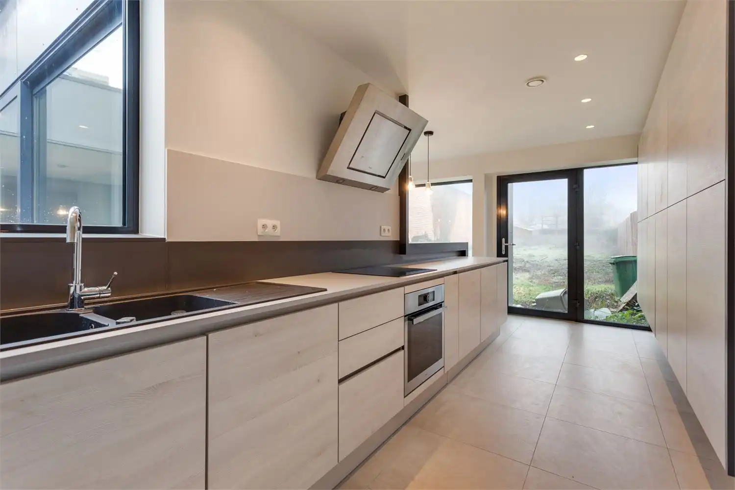 EXCLUSIEVE LOFT MET ZEER RUIME TUIN, CENTRUM SCHERPENHEUVEL! foto 11