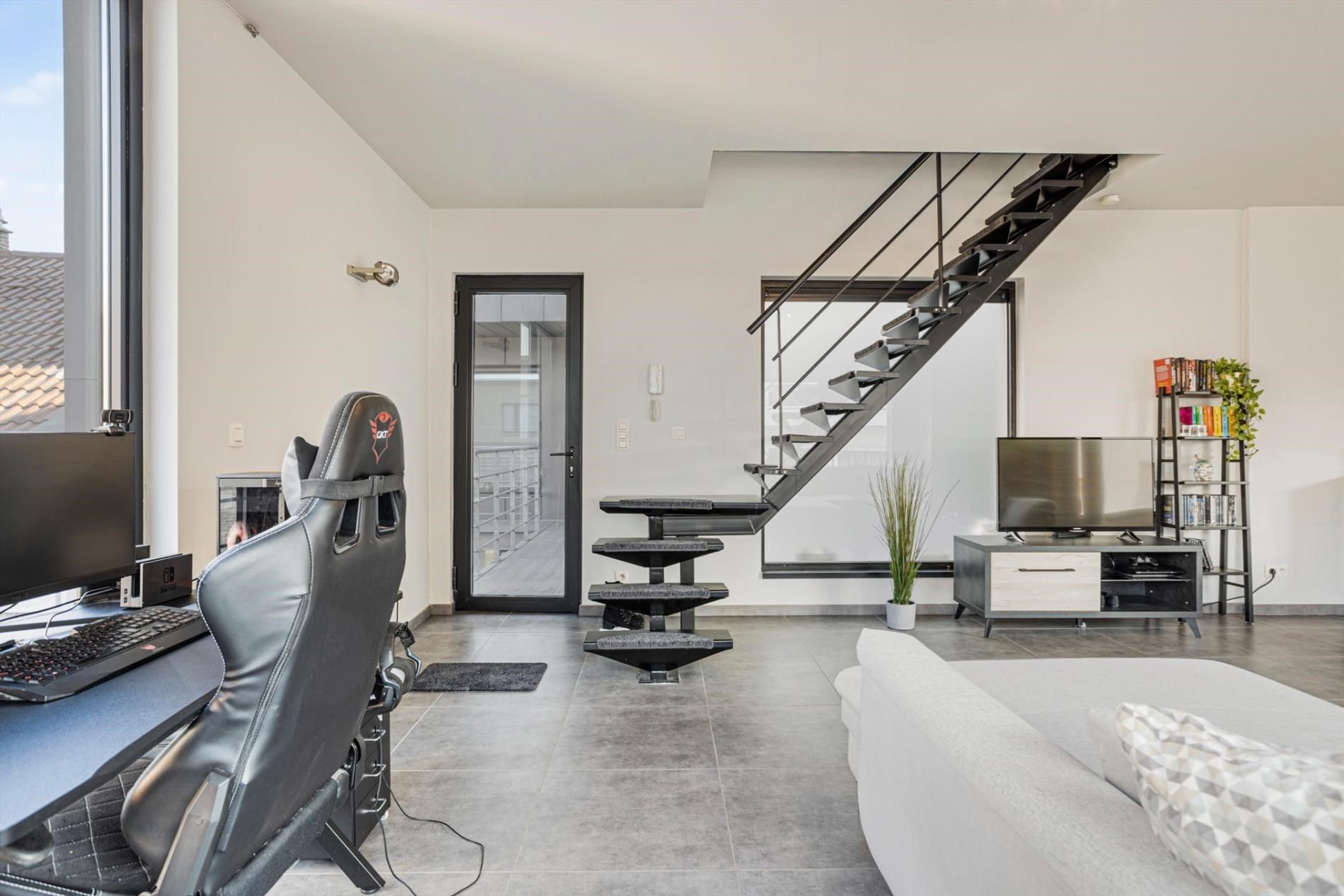 Duplexappartement met 2 slaapkamers in centrum Lennik foto 3