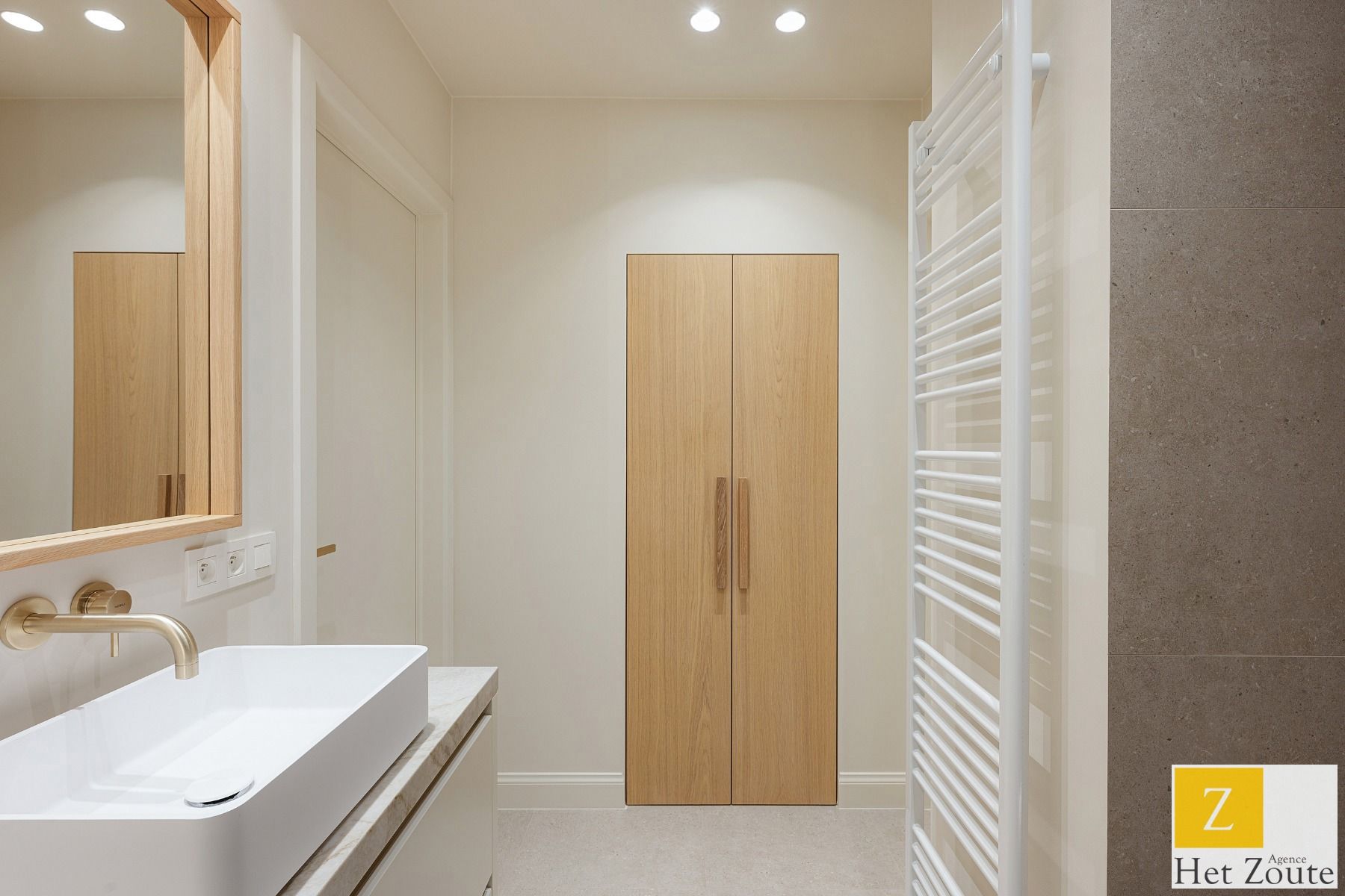 Gezellig appartement met zicht op het Zegemeer te Knokke foto 17