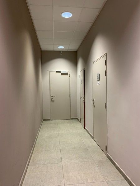 Instapklaar handelsgelijkvloers Te Huur en Te Koop foto 16