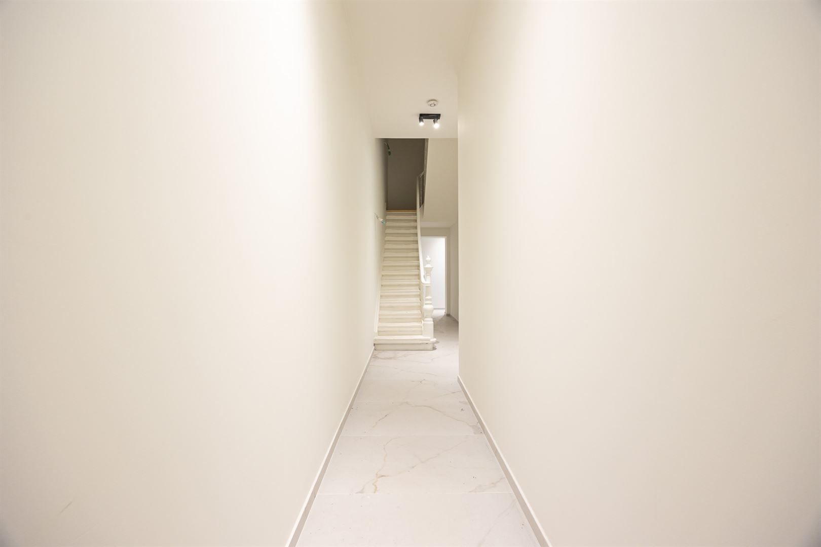 Duplex in renovatieproject foto 2