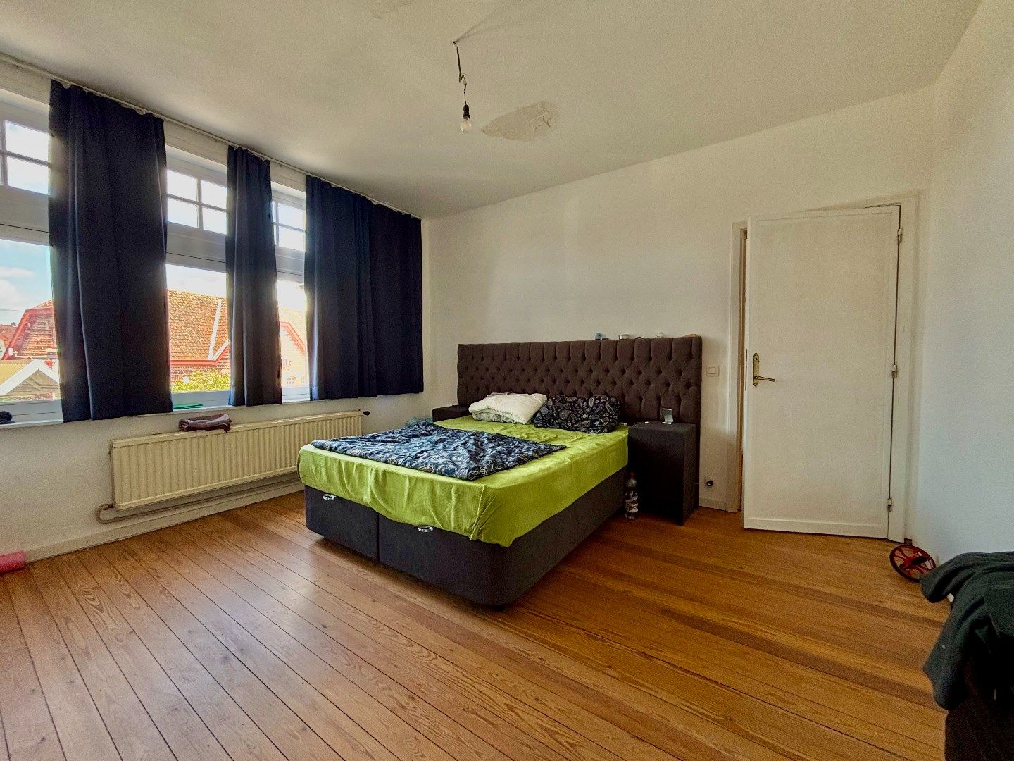 STATIGE HERENWONING MET 4-6 SLPKS, GROTE GARAGE EN TUIN foto 19