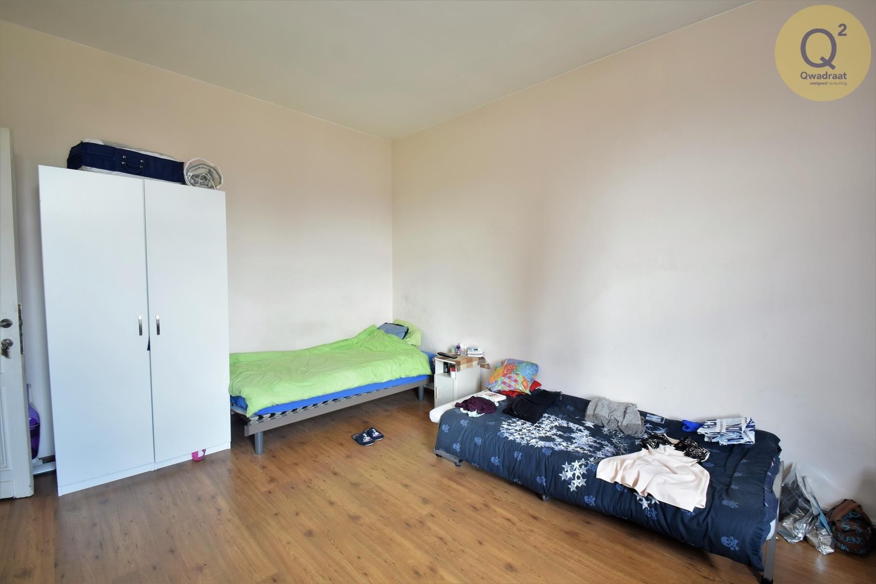 Riant opbrengsteigendom met handelspand op de Bredabaan te Merksem foto 10