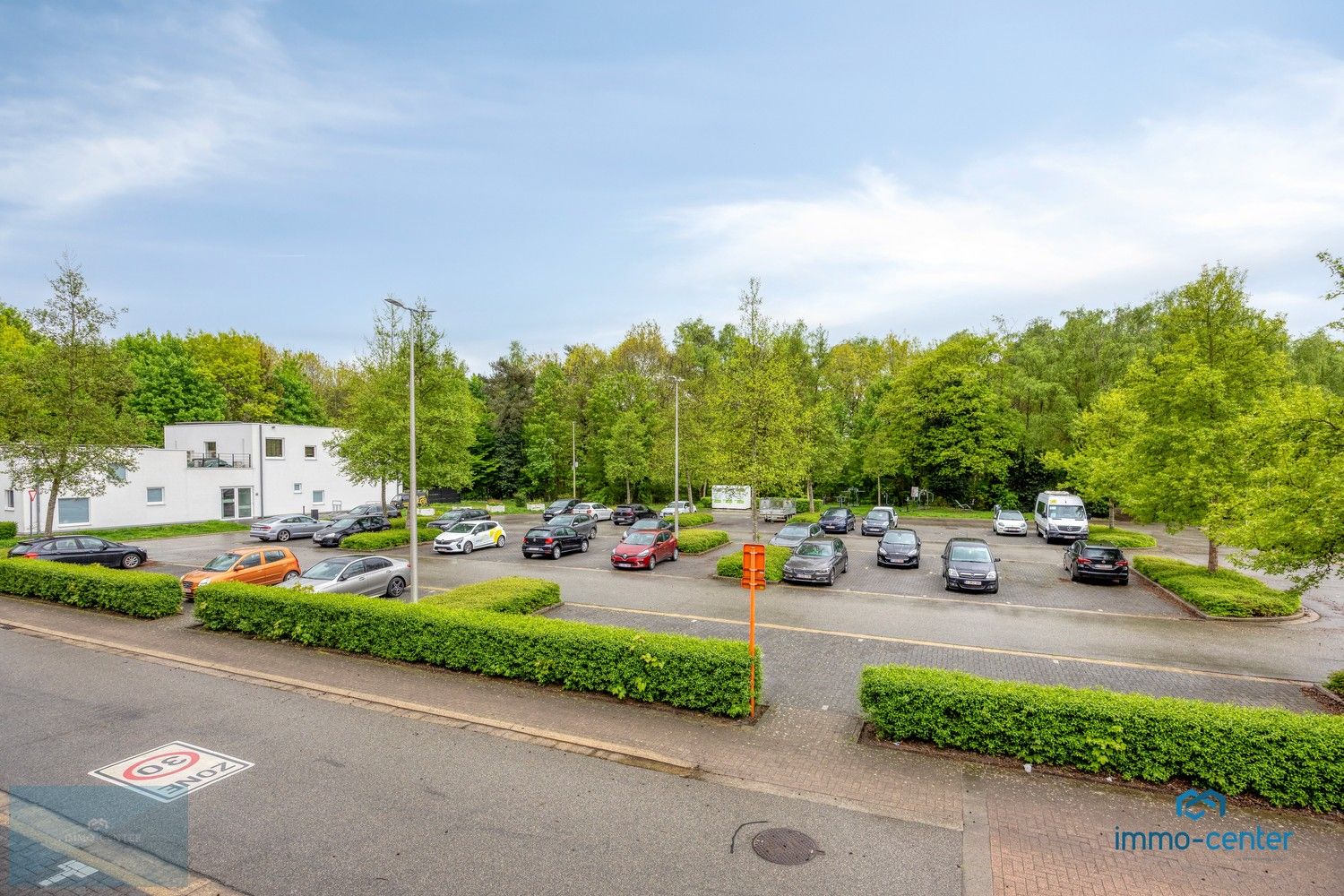 Lichtrijk en Instapklaar Appartement (150 m²) met 3 Slaapkamers en 2 Ondergrondse Parkeerplaatsen in Genk foto 28