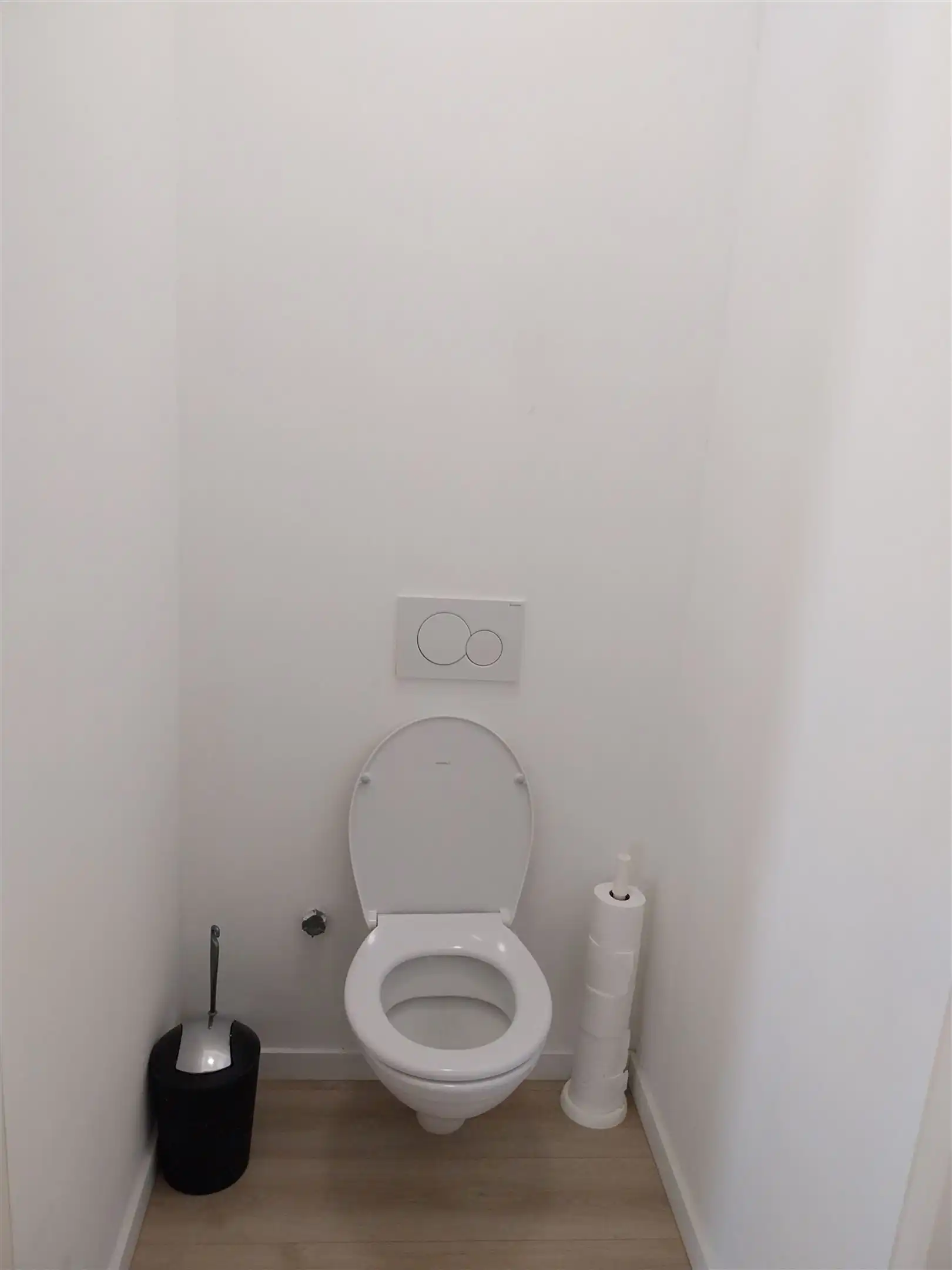 TE HUUR: Gemeubeld appartement met 1 slaapkamer! foto 10