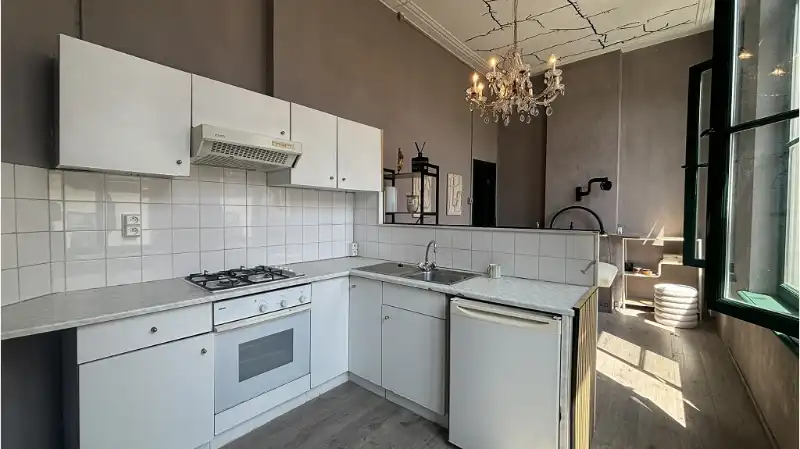 Overname instapklaar Beauty Salon - Hairstyling, Nagelstudio en Massage in Brugge foto 5