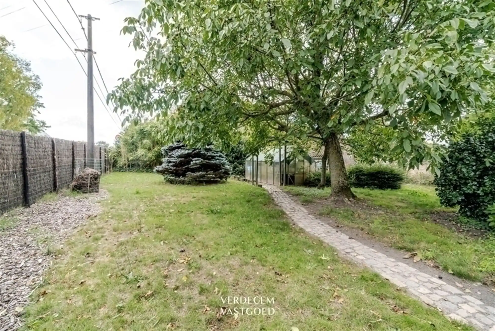 Authentieke woning met recente uitbreiding en uniek historisch accent foto 17