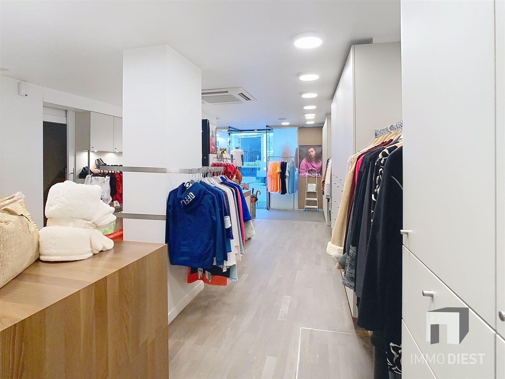 Handelshuis met woonst in centrum Diest foto 10