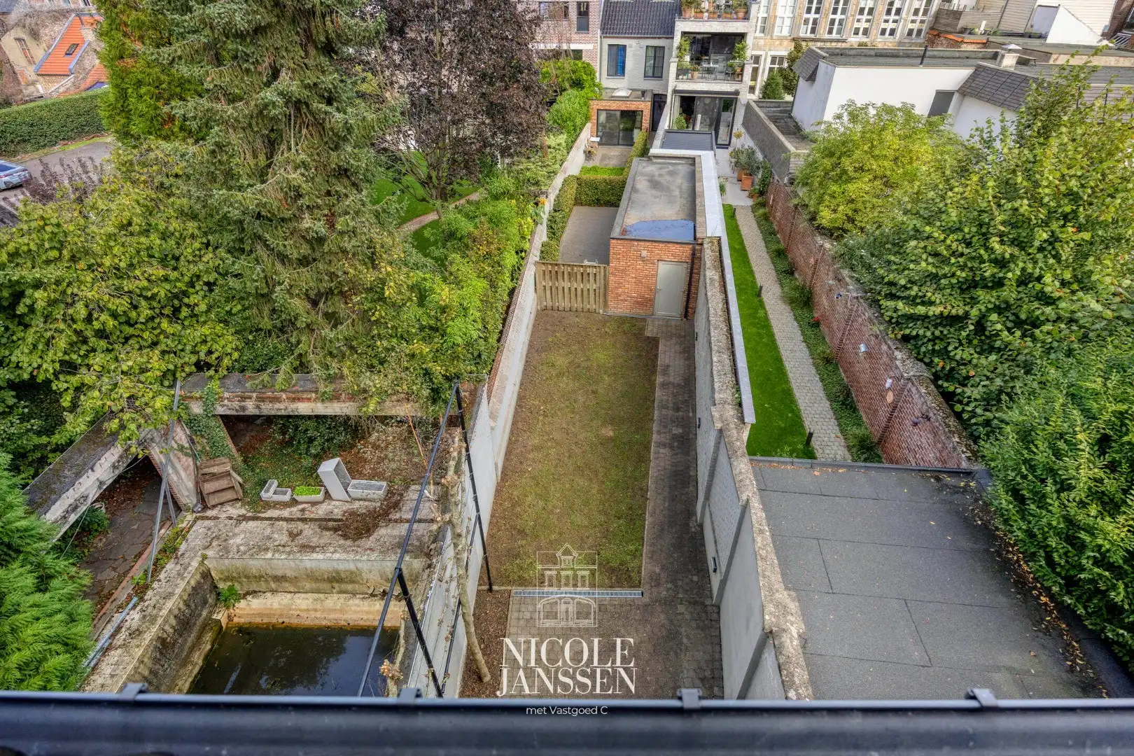 Triplexappartement met tuin foto 24