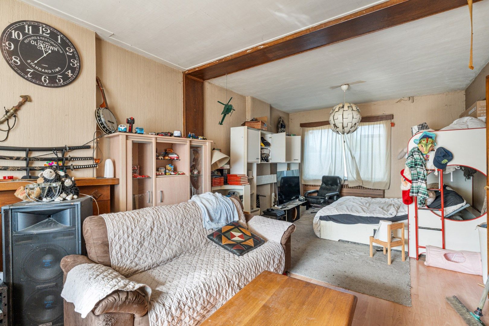 Halfvrijstaande woning op een perceel van 17a30ca met grote werkplaats van maar liefst 110 vierkante meter!  foto 13