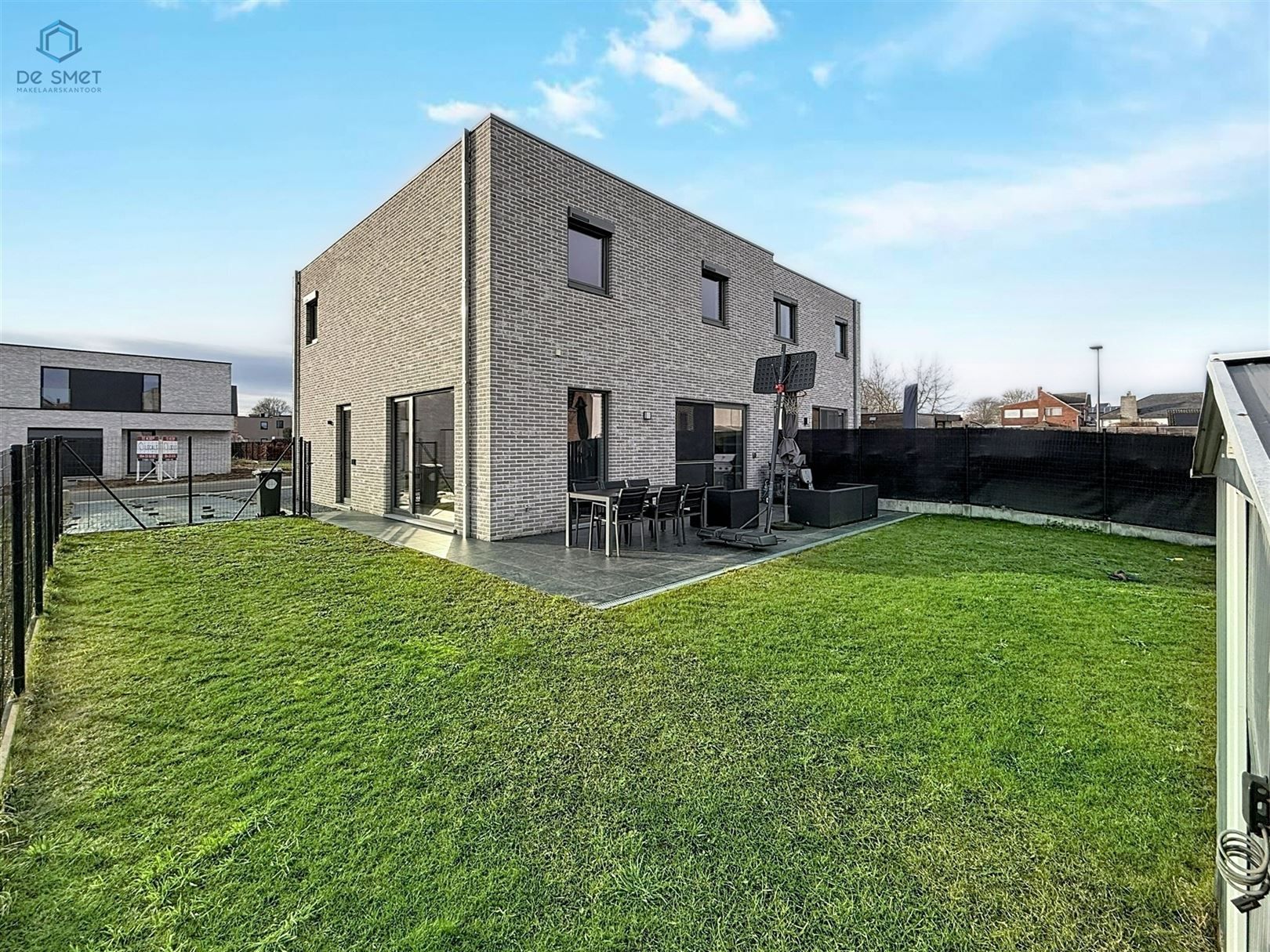 Instapklare, energiezuinige nieuwbouwwoning met 4 slaapkamers, tuin en terras foto {{pictureIndex}}