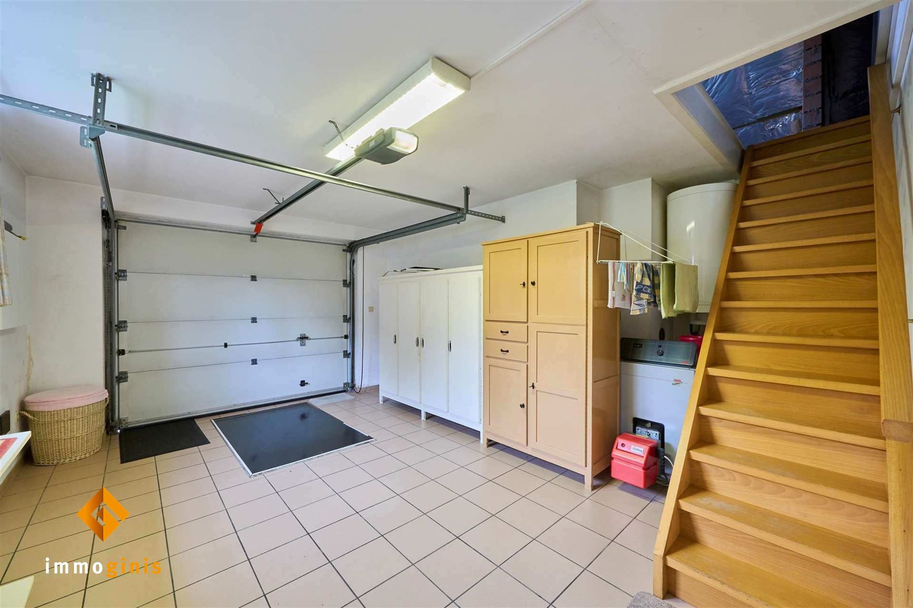 Zeer goed onderhouden woning met 2 slpks (+ mog. tot 2 à 3 extra kamers), overdekt terras en mooie tuin! foto 9